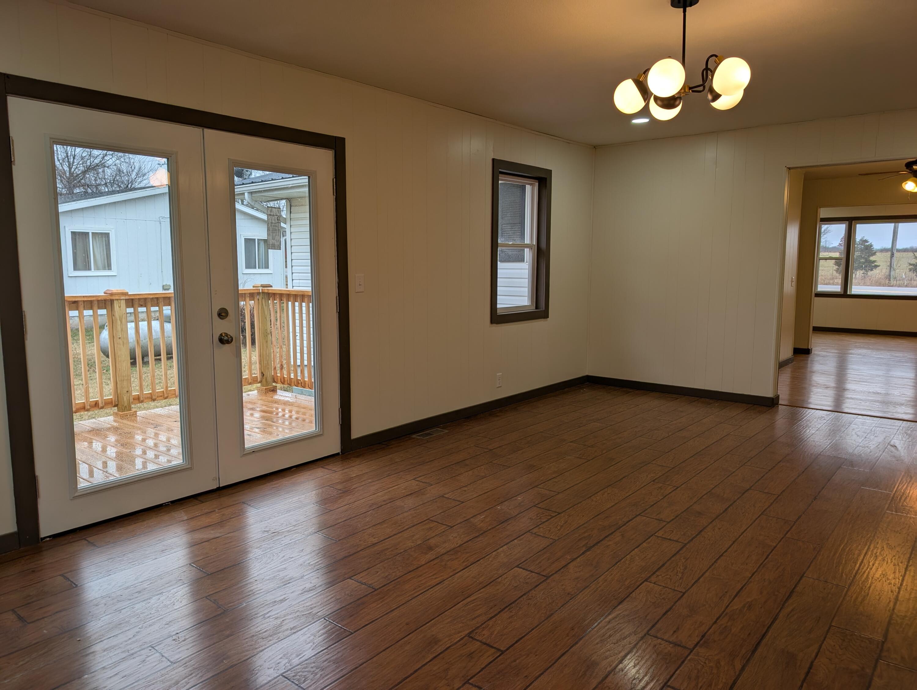 600 North Main Street Property Photo 20