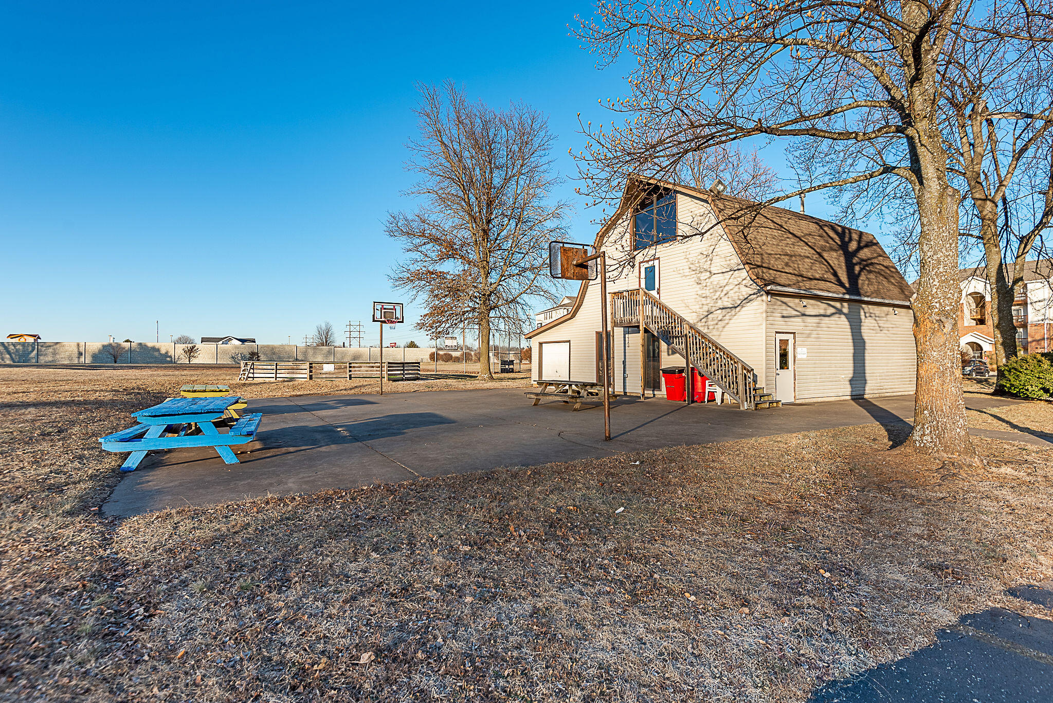 1747 East Republic Road Property Photo 9