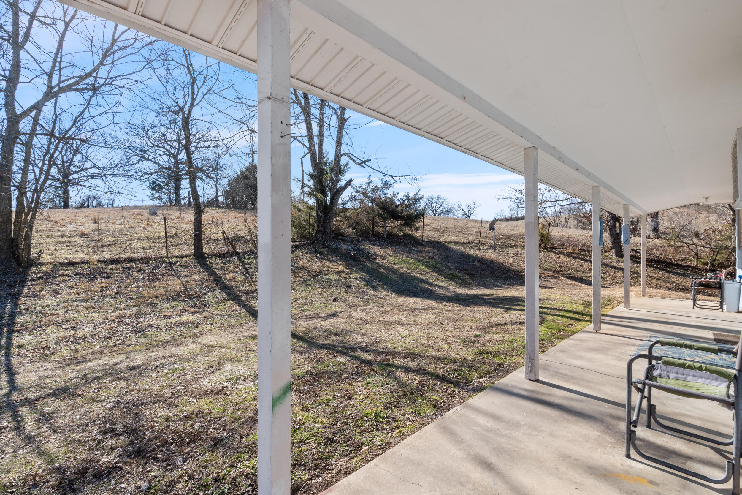 253 Raven Road Property Photo 2