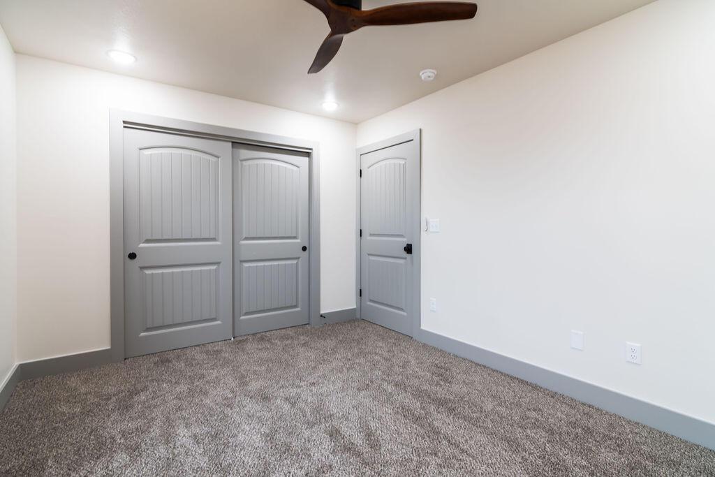 370 Echo Valley Circle Property Photo 17