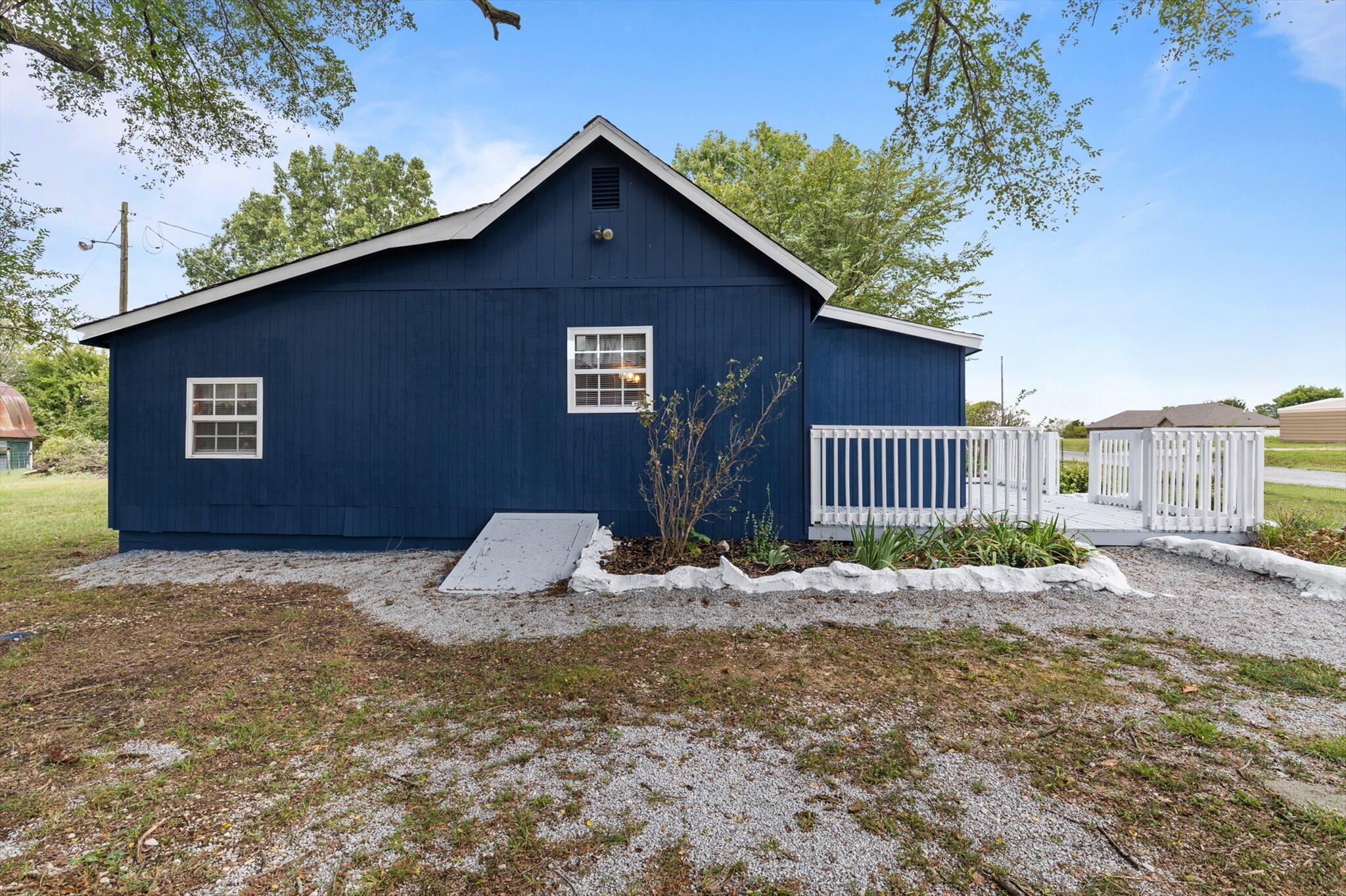 2242 Silver Lake Road Property Photo 19