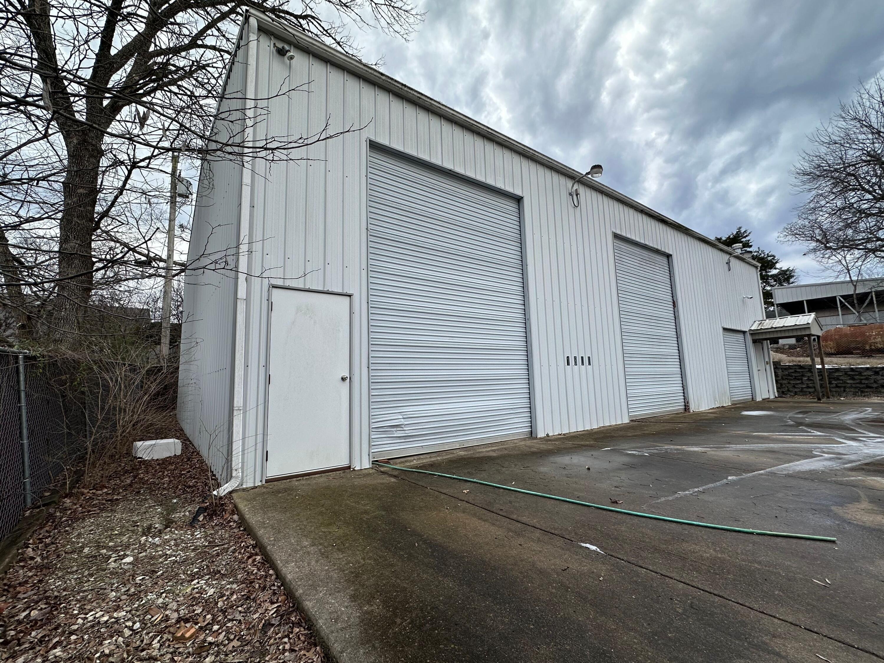 1800 Boswell Avenue Property Photo 2