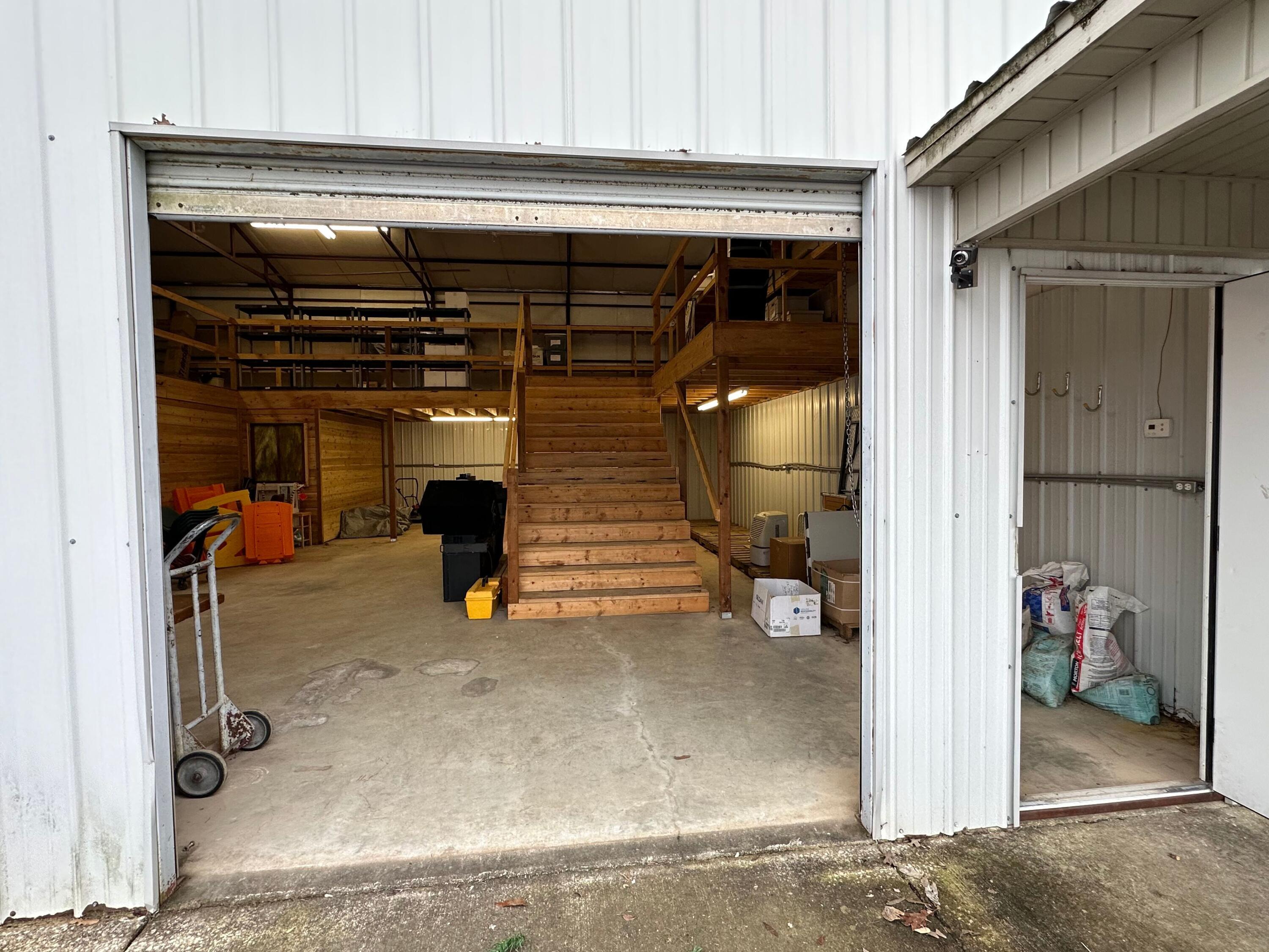 1800 Boswell Avenue Property Photo 10