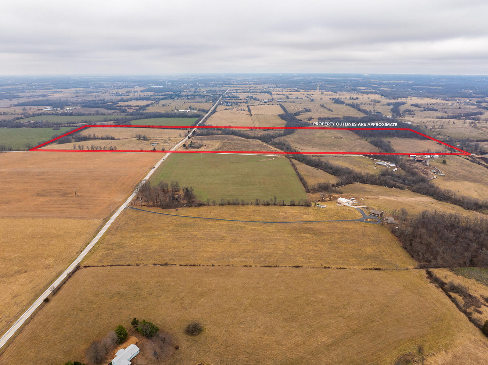 2596 State Highway K Property Photo 8