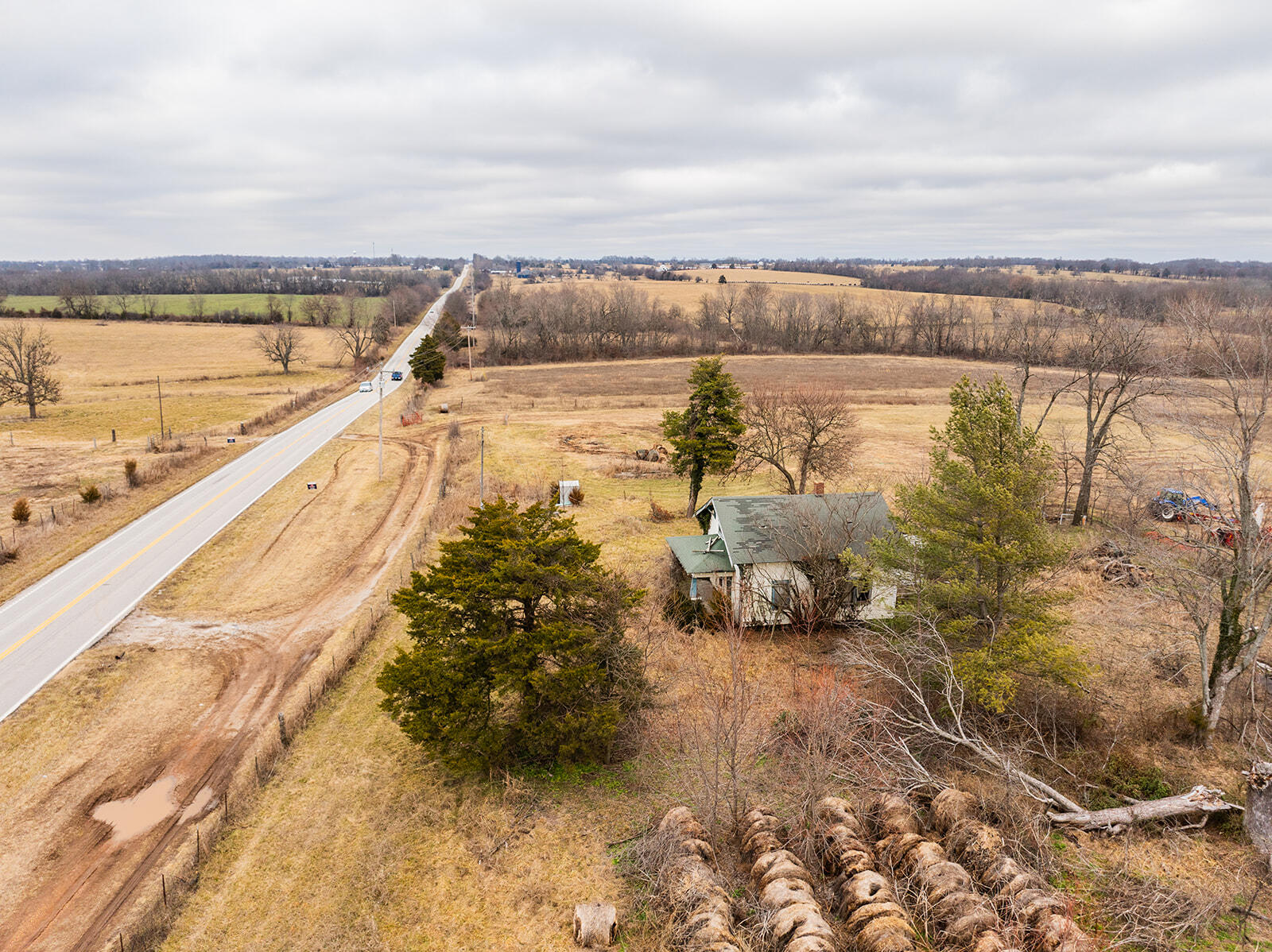 2596 State Highway K Property Photo 13