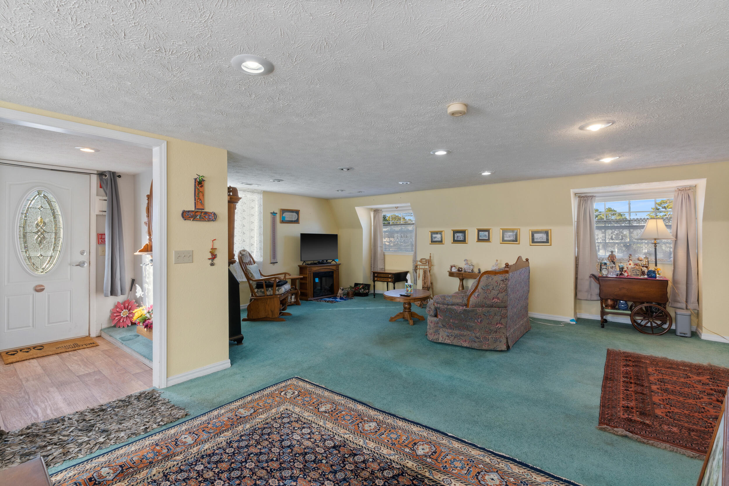 2038 East Van Buren Property Photo 20