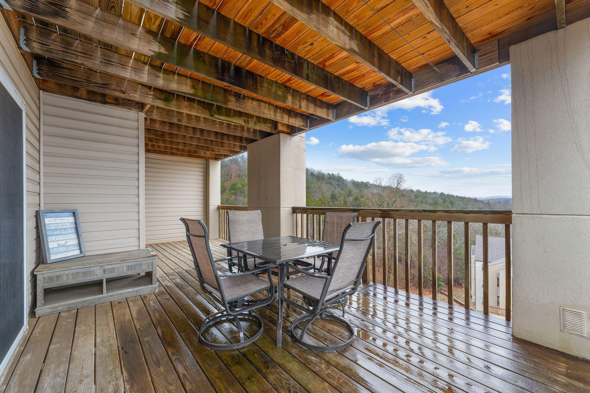 38 Lantern Bay Lane Property Photo 19