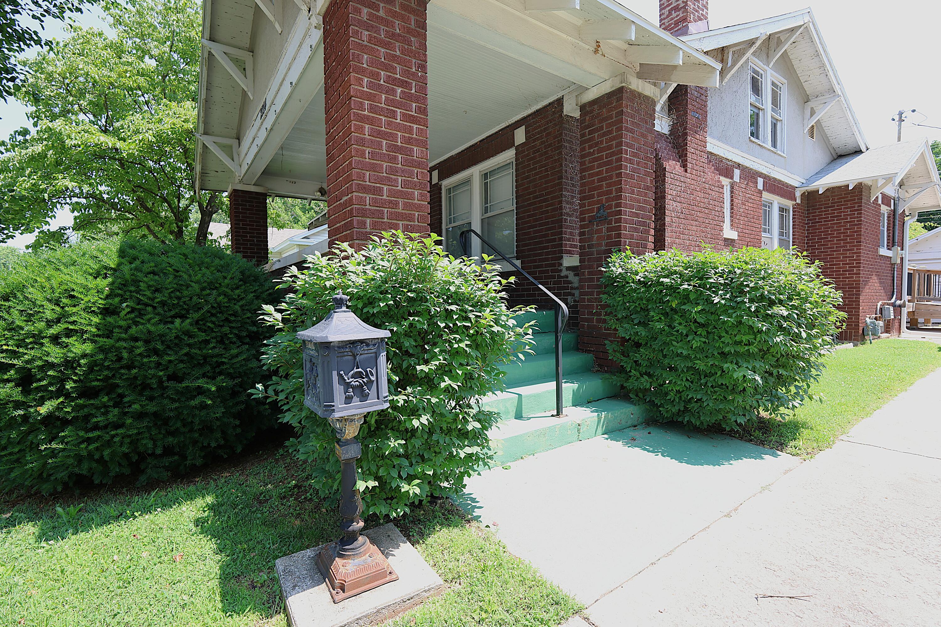 2214 North National Avenue Property Photo 2