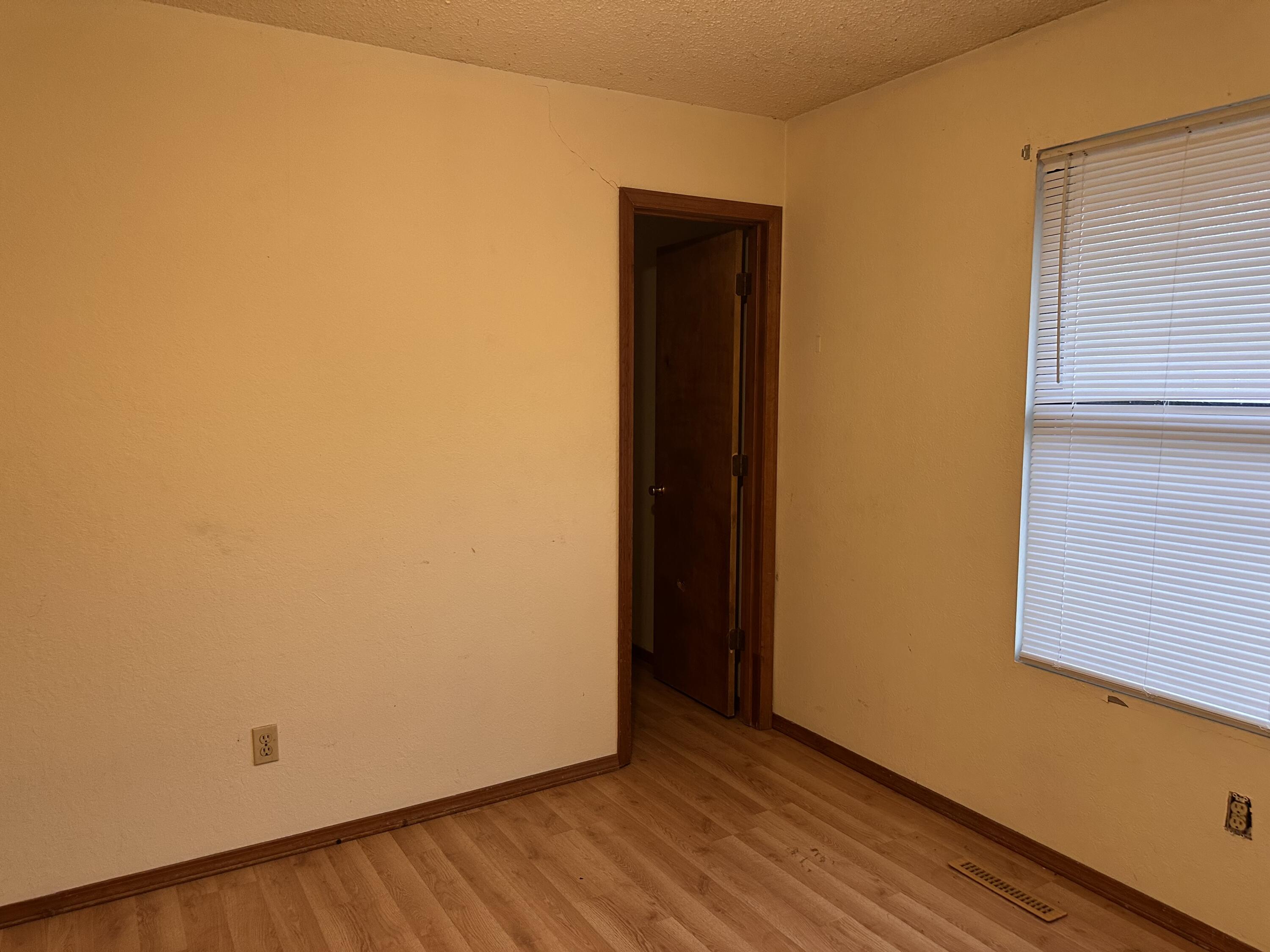 1738 North Oak Grove Avenue Property Photo 10
