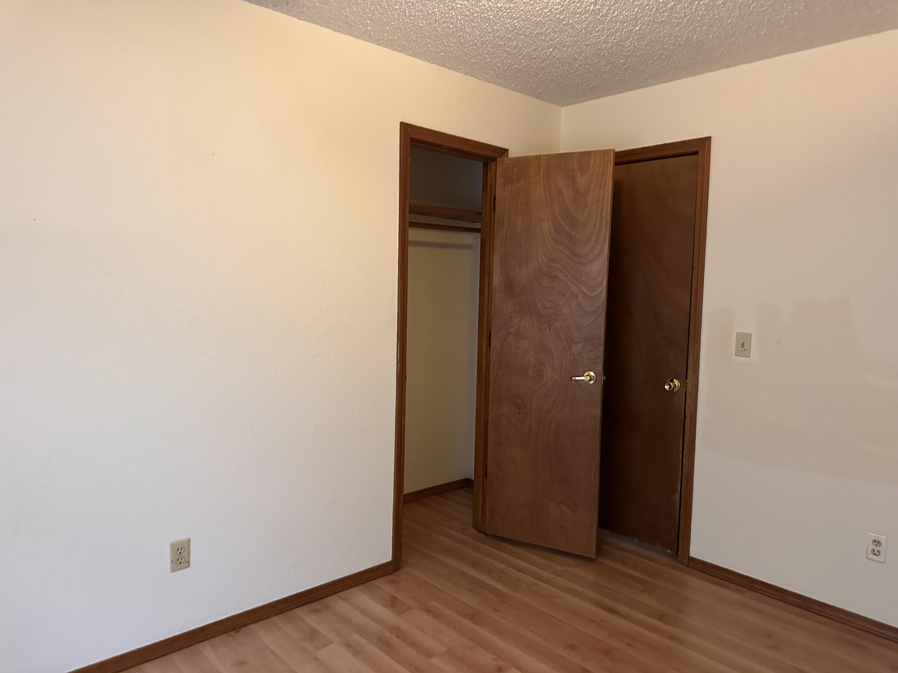 1738 North Oak Grove Avenue Property Photo 12