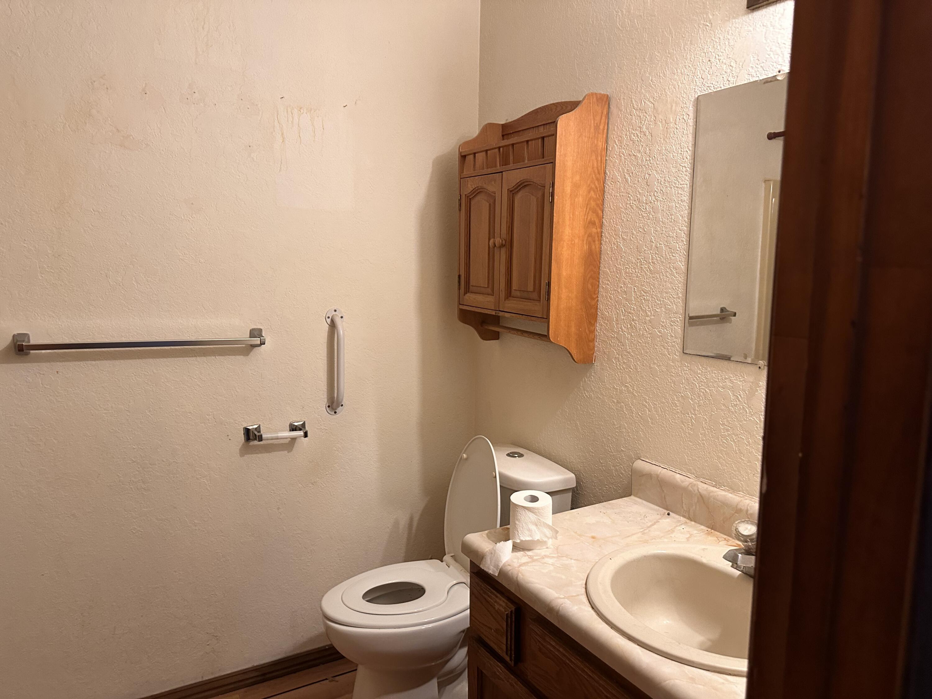 1738 North Oak Grove Avenue Property Photo 15