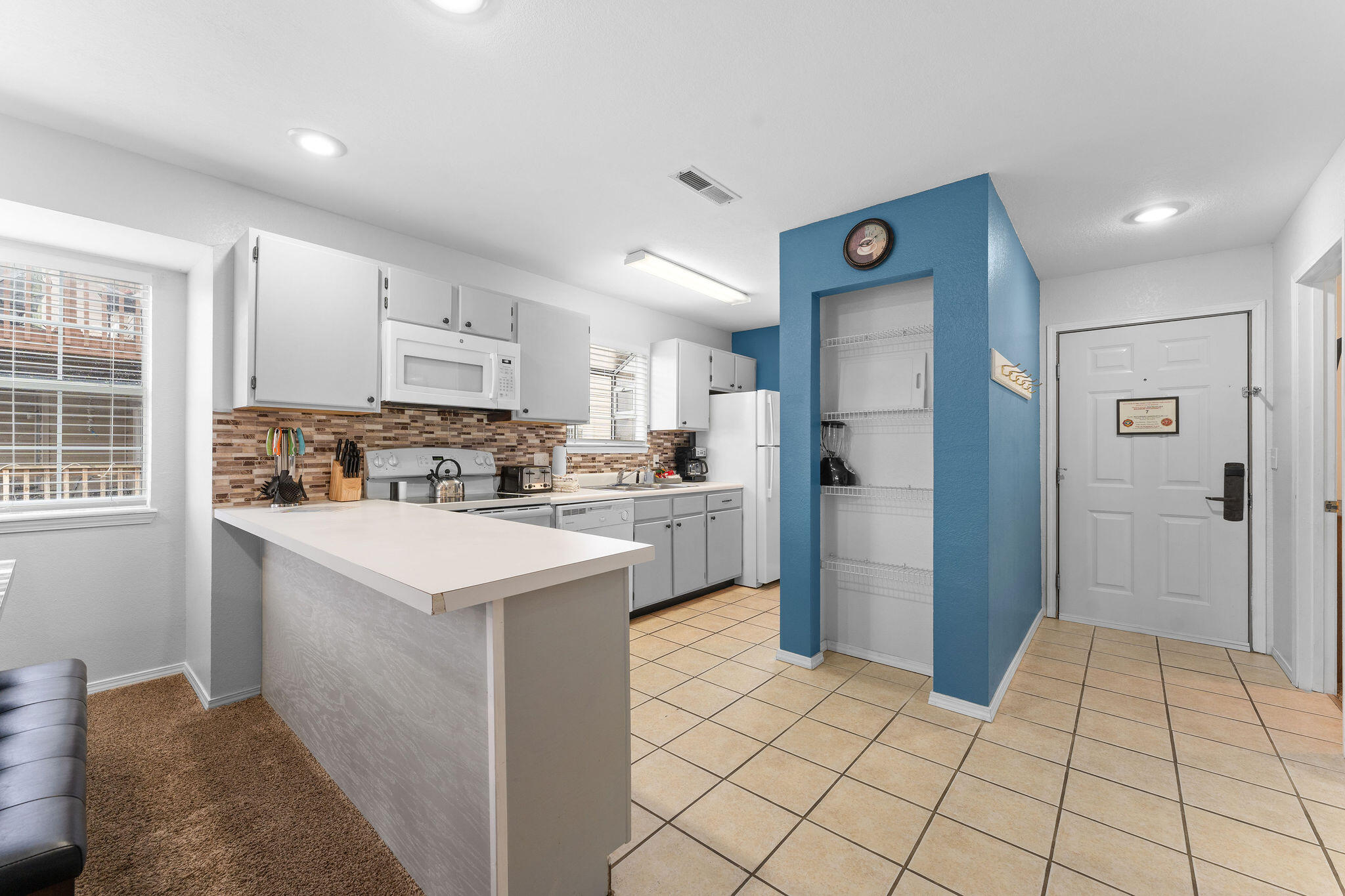 29 Blue Bird Way Property Photo 5