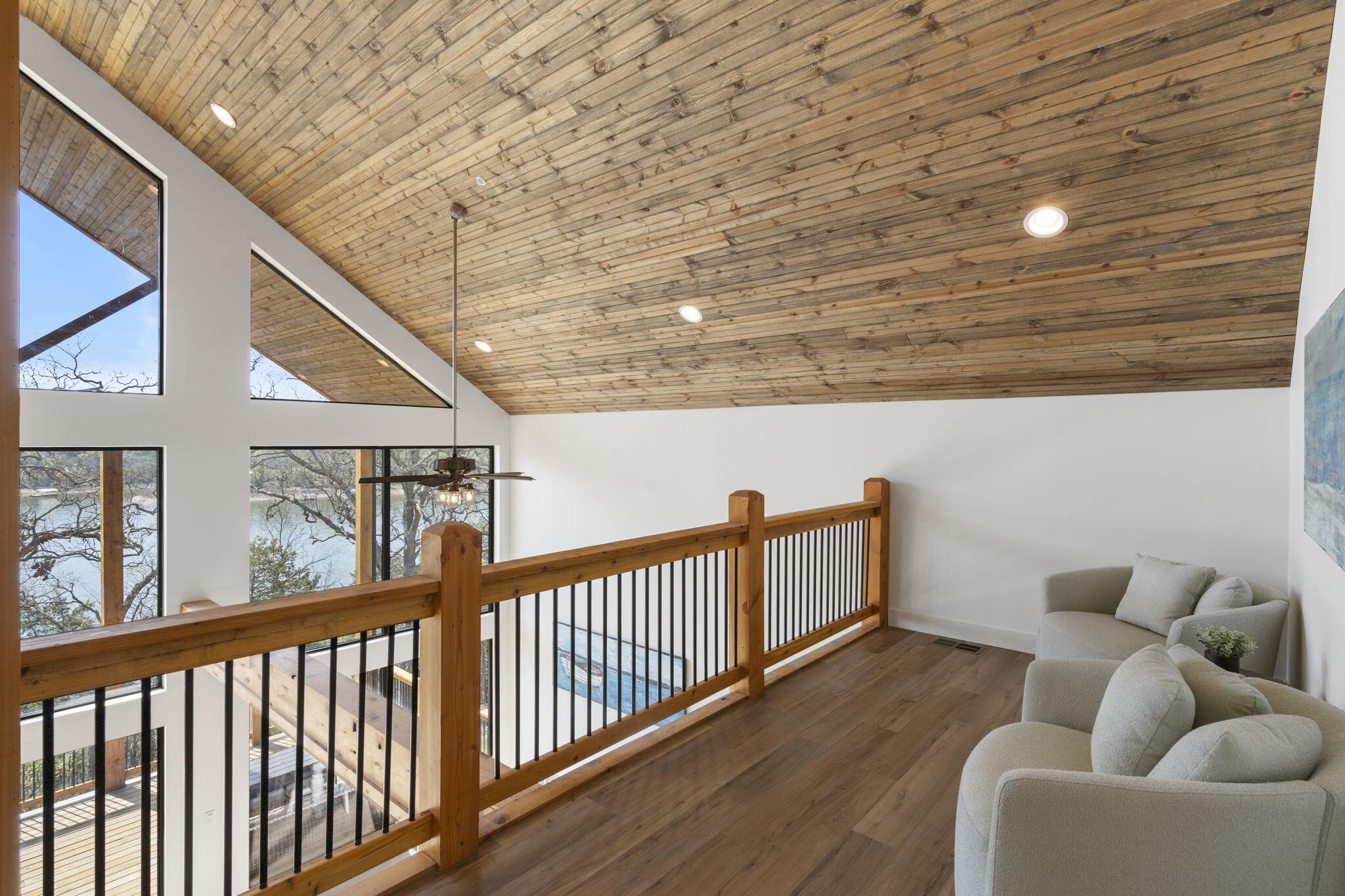 534 Meltons Peninsula Road Property Photo 13