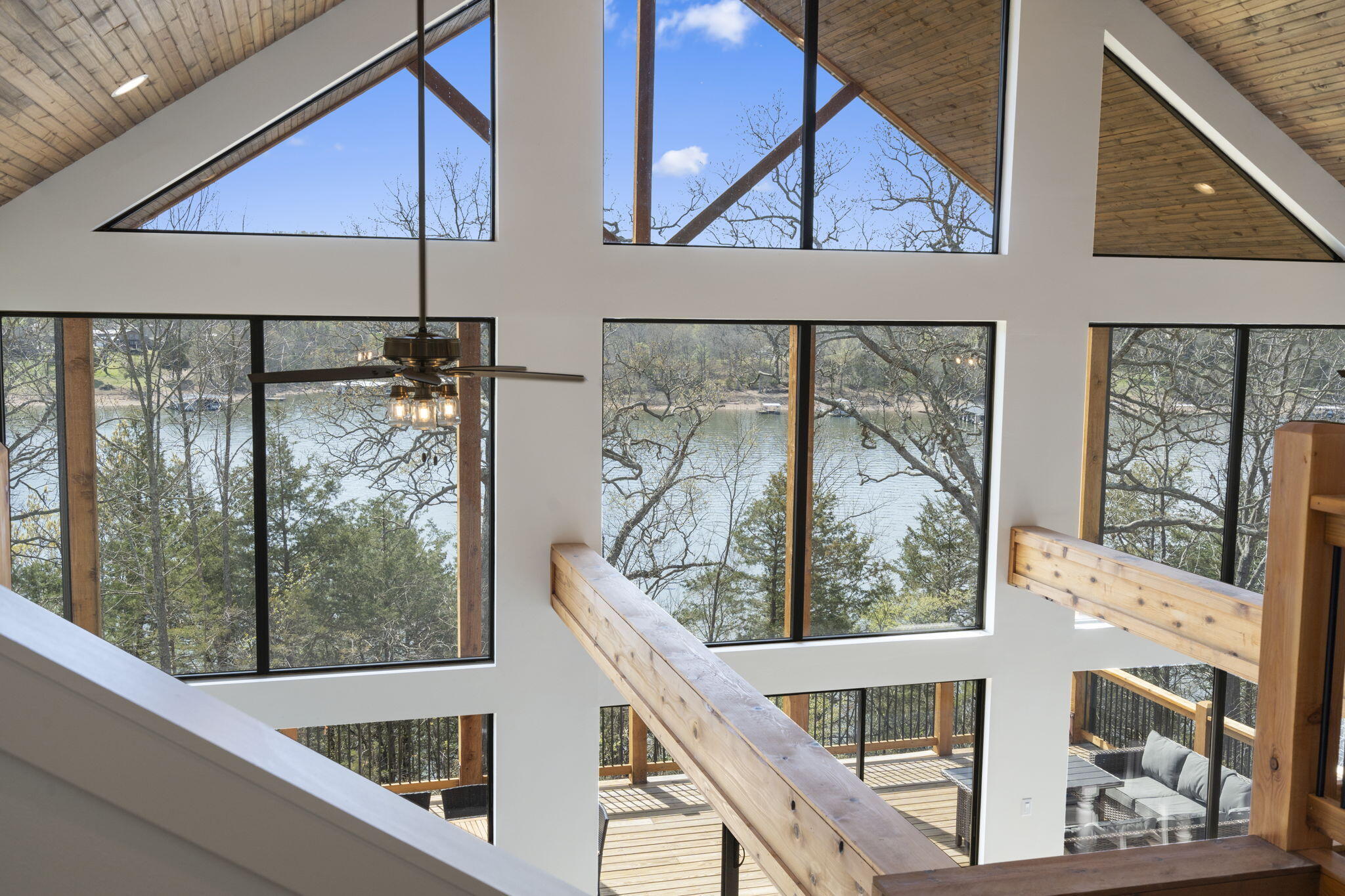 534 Meltons Peninsula Road Property Photo 14
