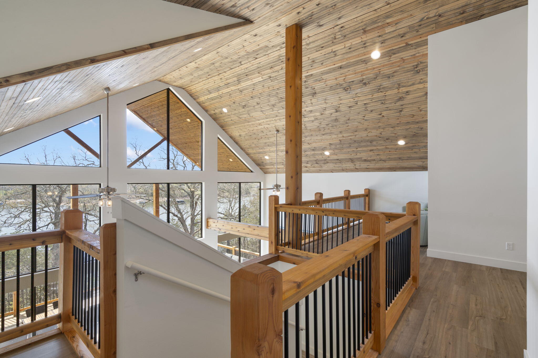 534 Meltons Peninsula Road Property Photo 38