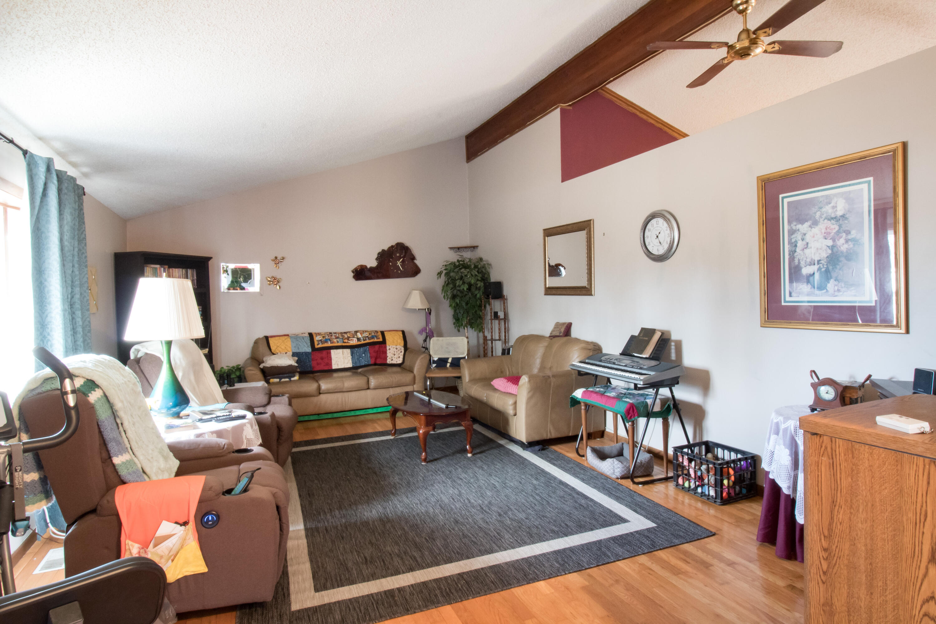 22455 County Road 203 Property Photo 9