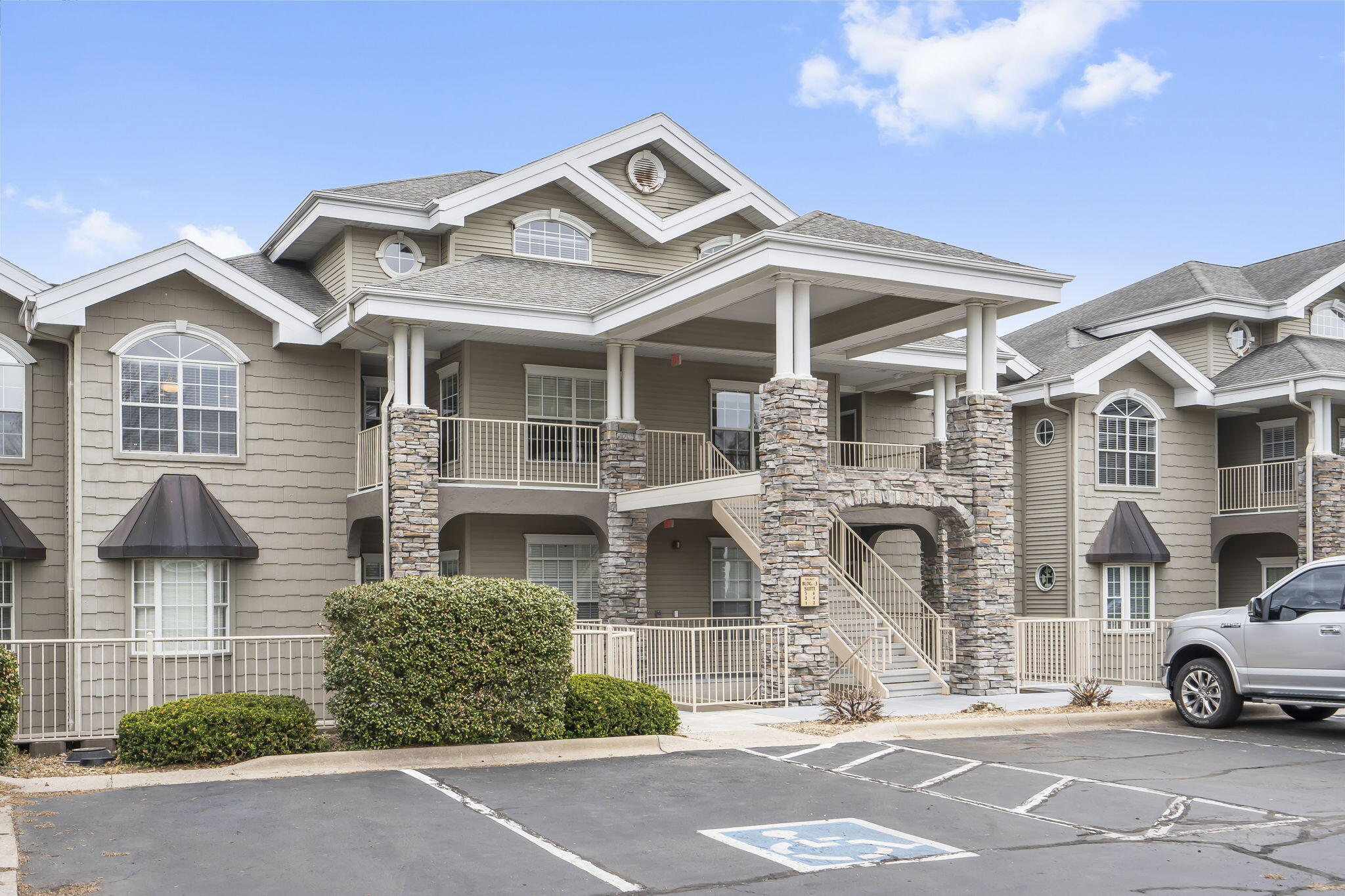300 Glory Road Property Photo 1