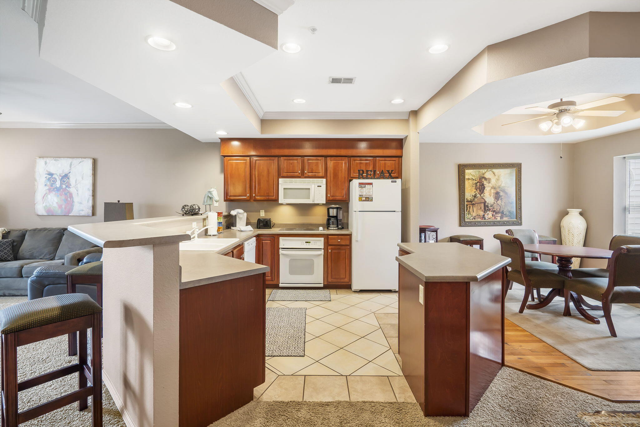 300 Glory Road Property Photo 5