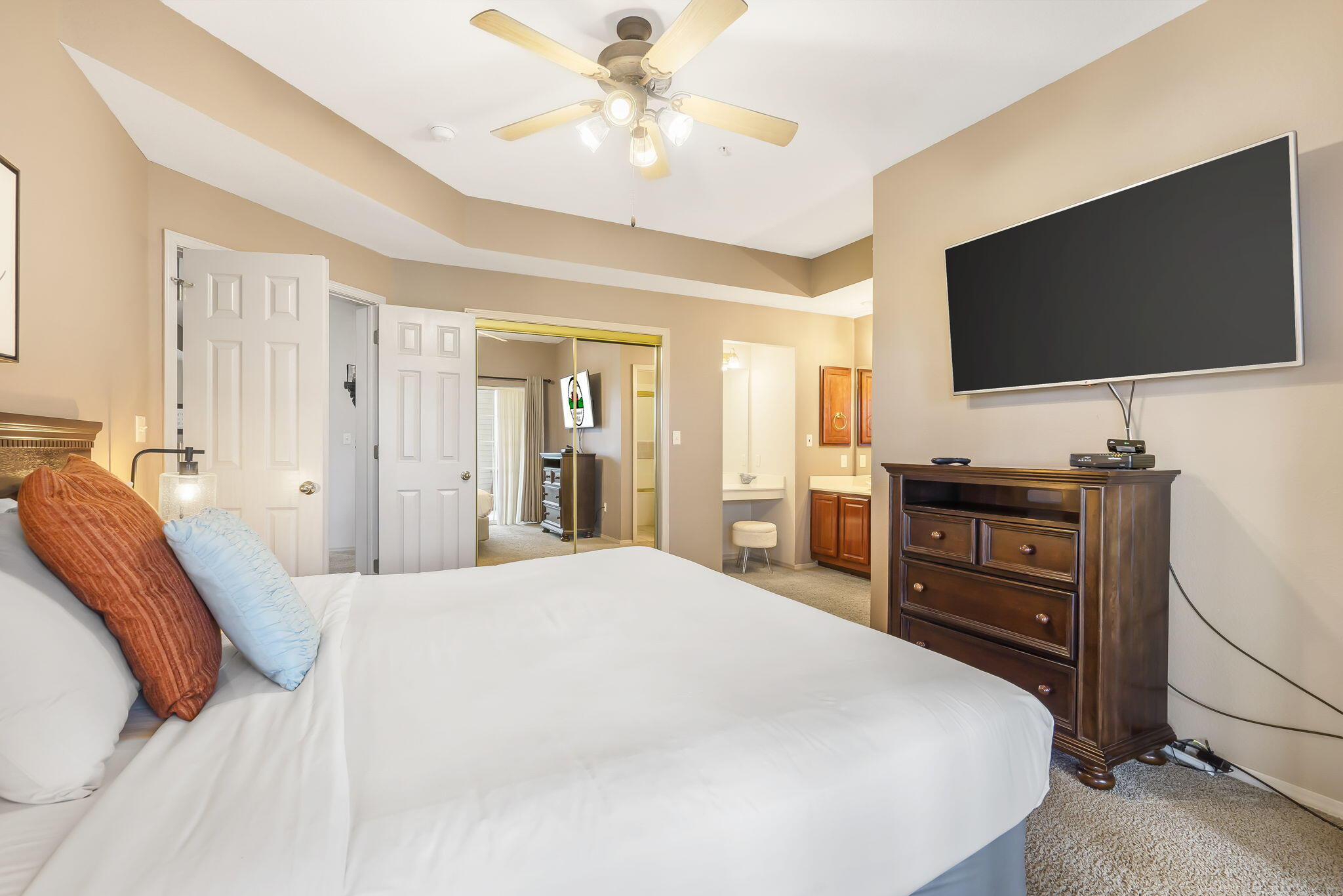 300 Glory Road Property Photo 15