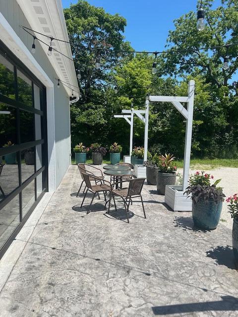 200 Highlandville Road Property Photo 7