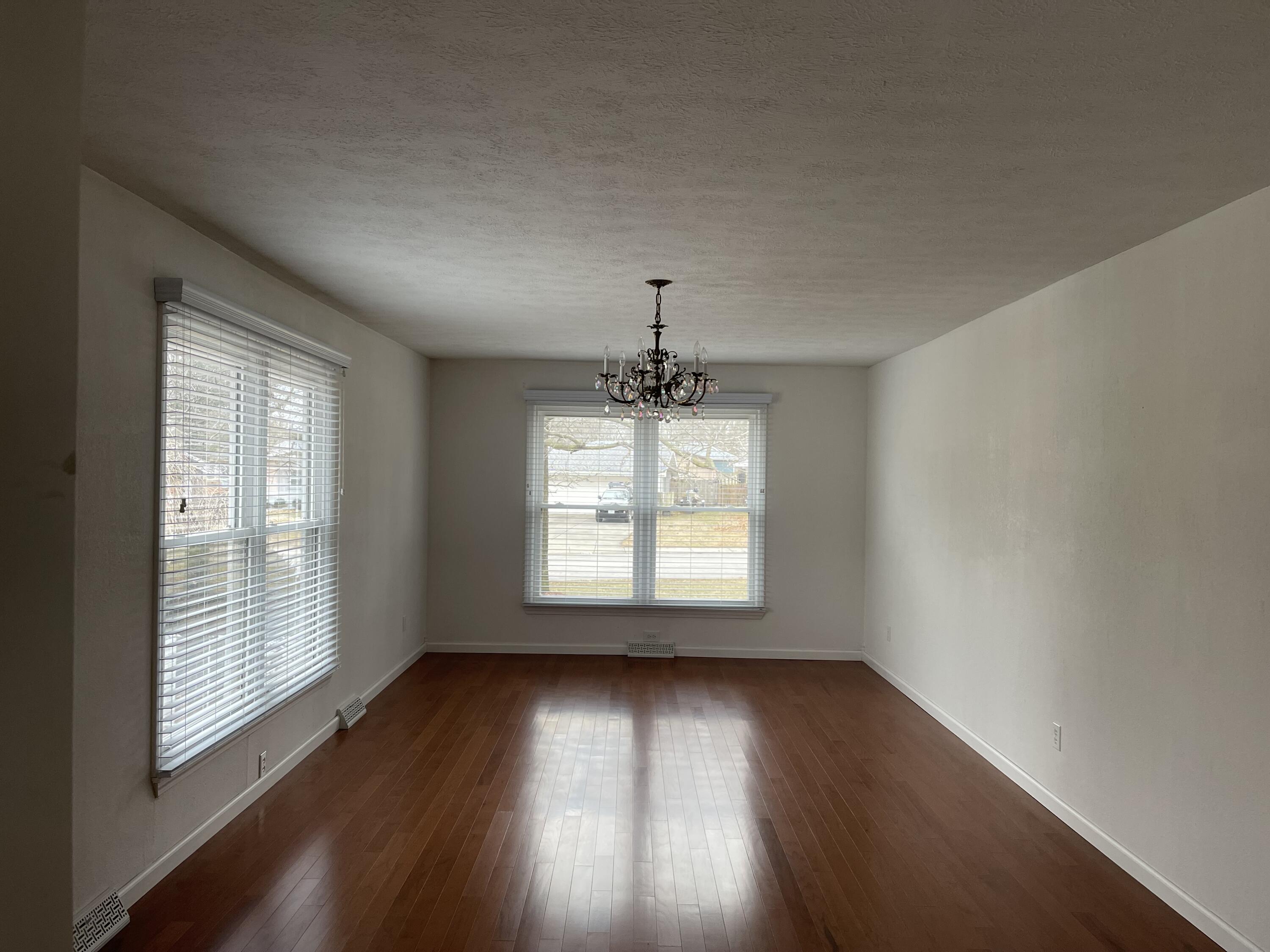 1960 South Cedarbrook Avenue Property Photo 25
