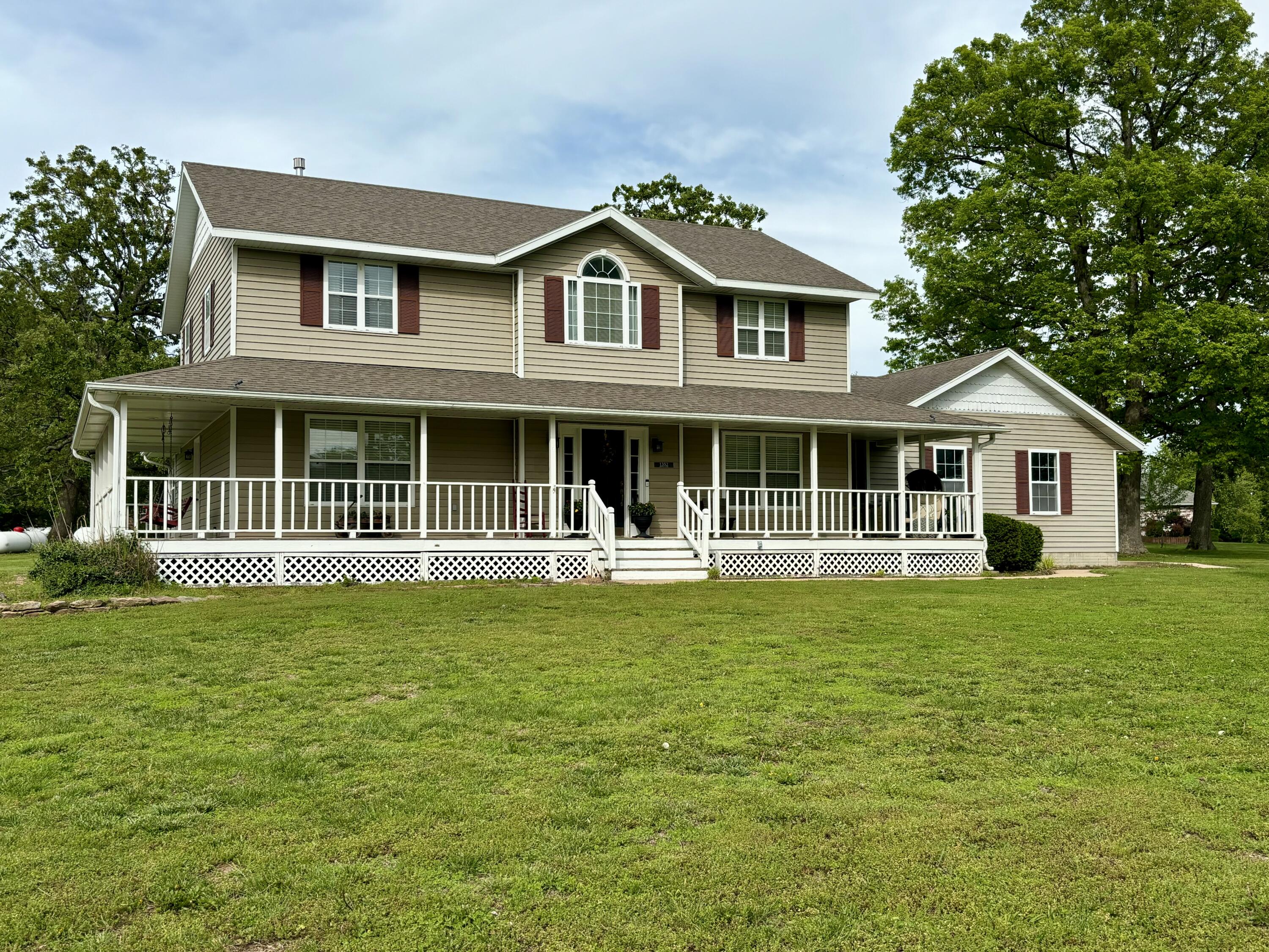 1352 Deer Lane Property Photo
