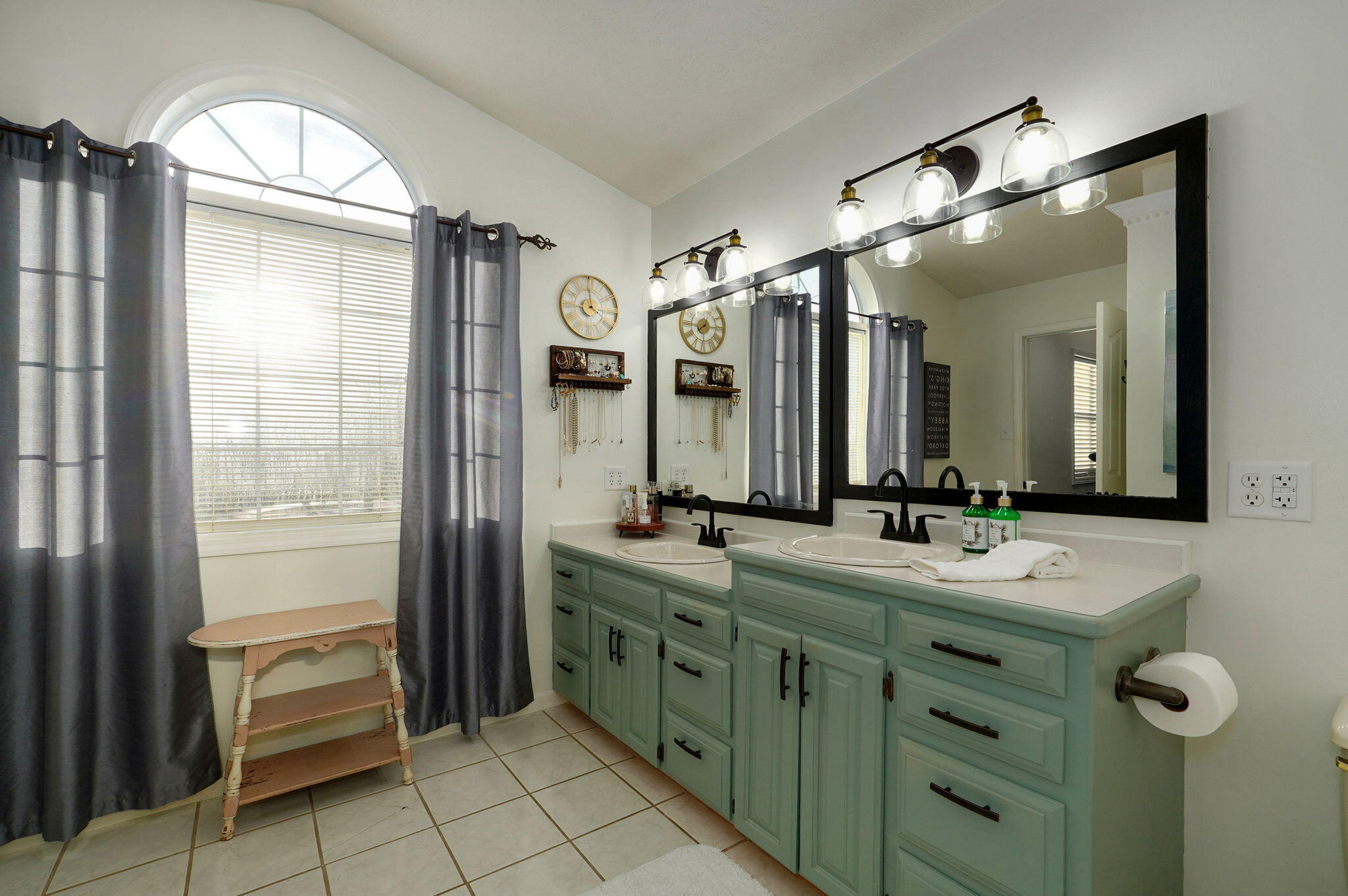 1352 Deer Lane Property Photo 31