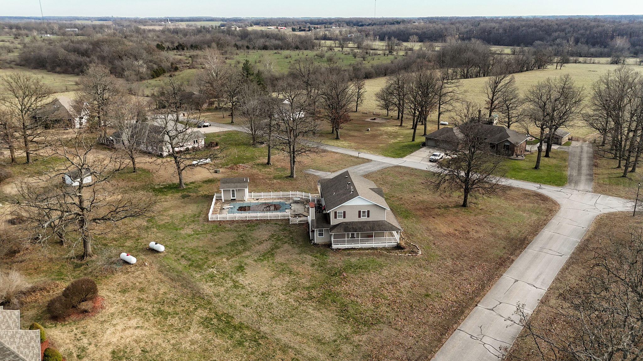 1352 Deer Lane Property Photo 43