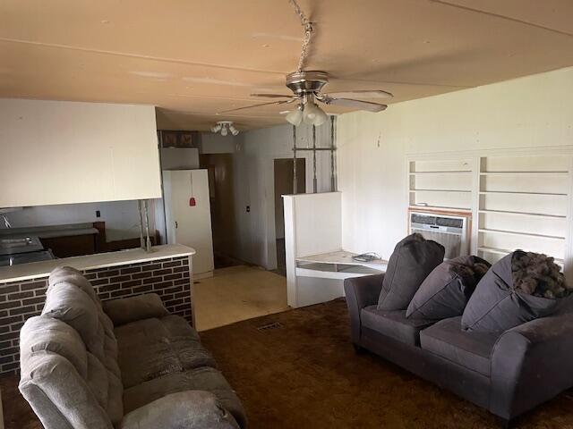 2534 Highway 101 Property Photo 2
