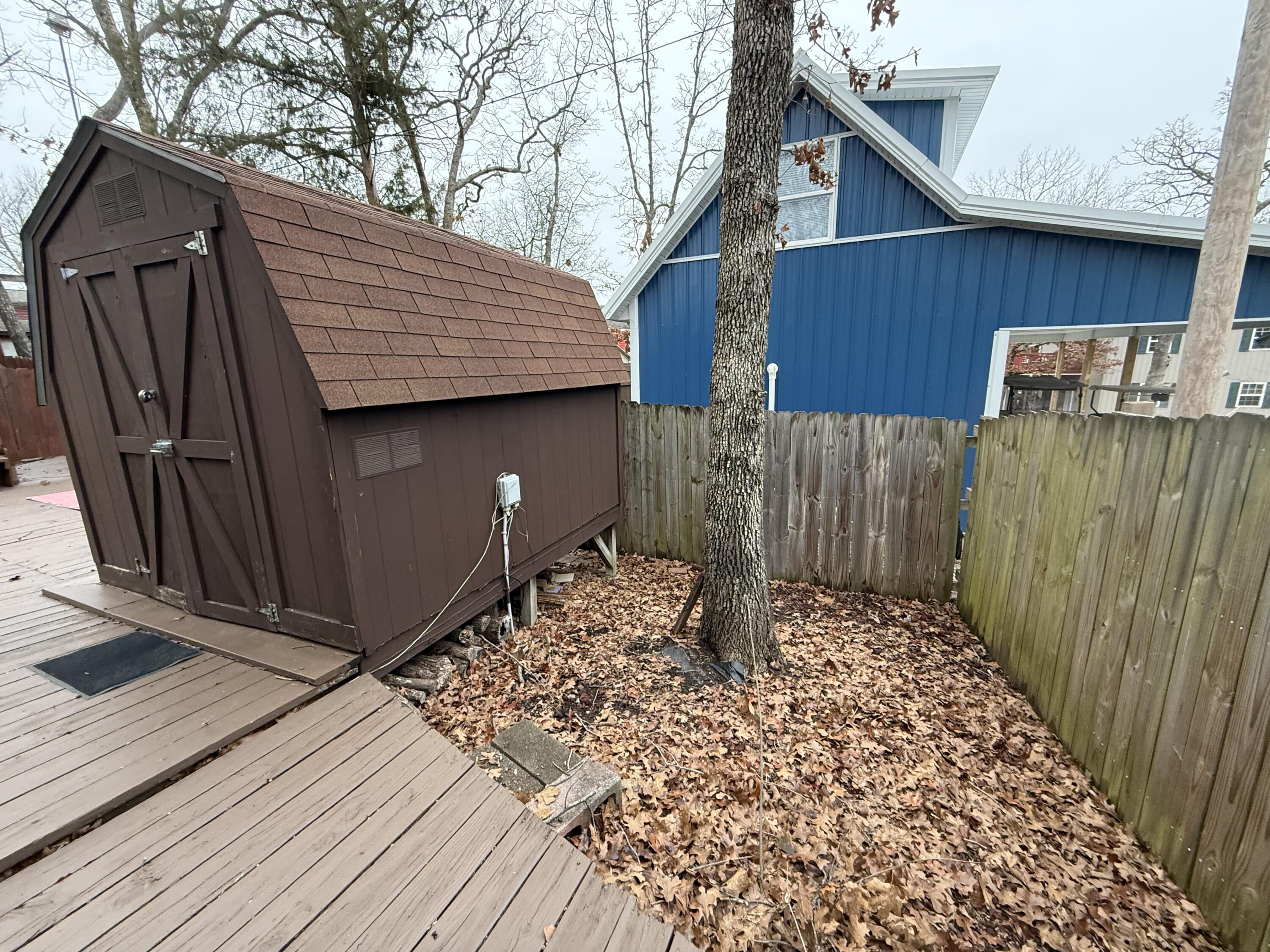 142 Bee Hive Trail Property Photo 17