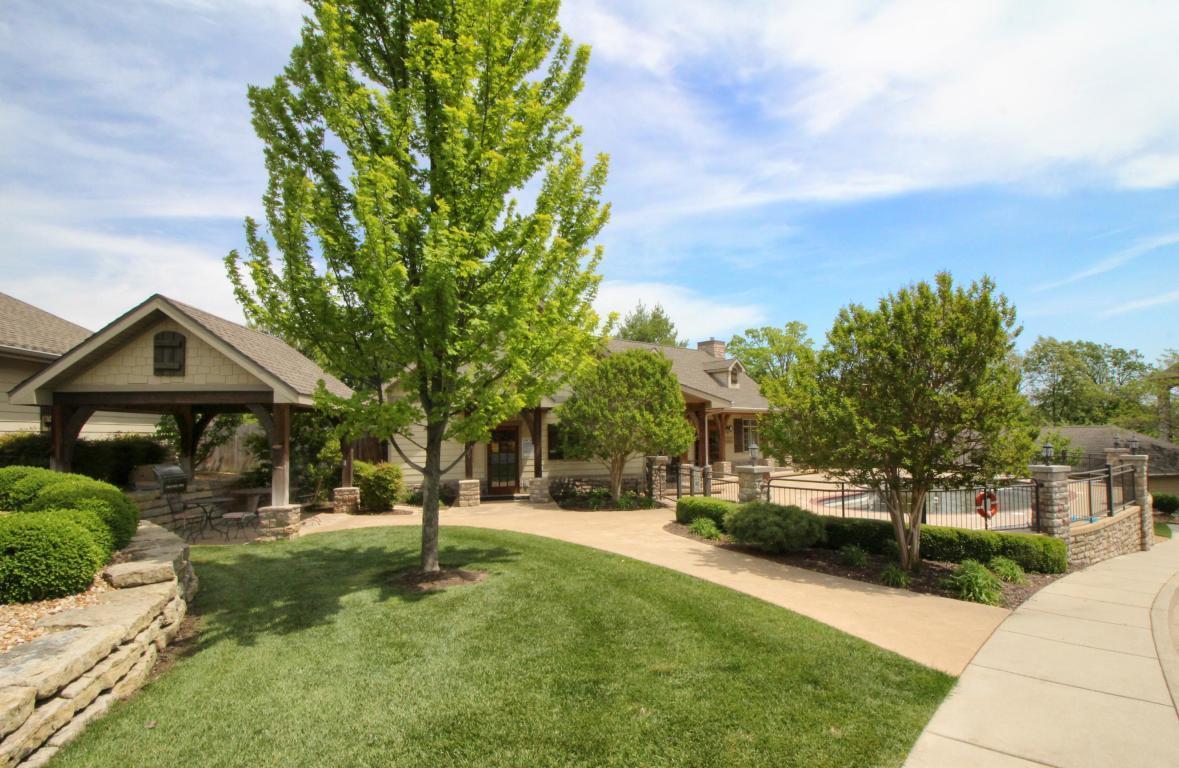 130 Royal Vista Drive Unit 605 Property Photo 26