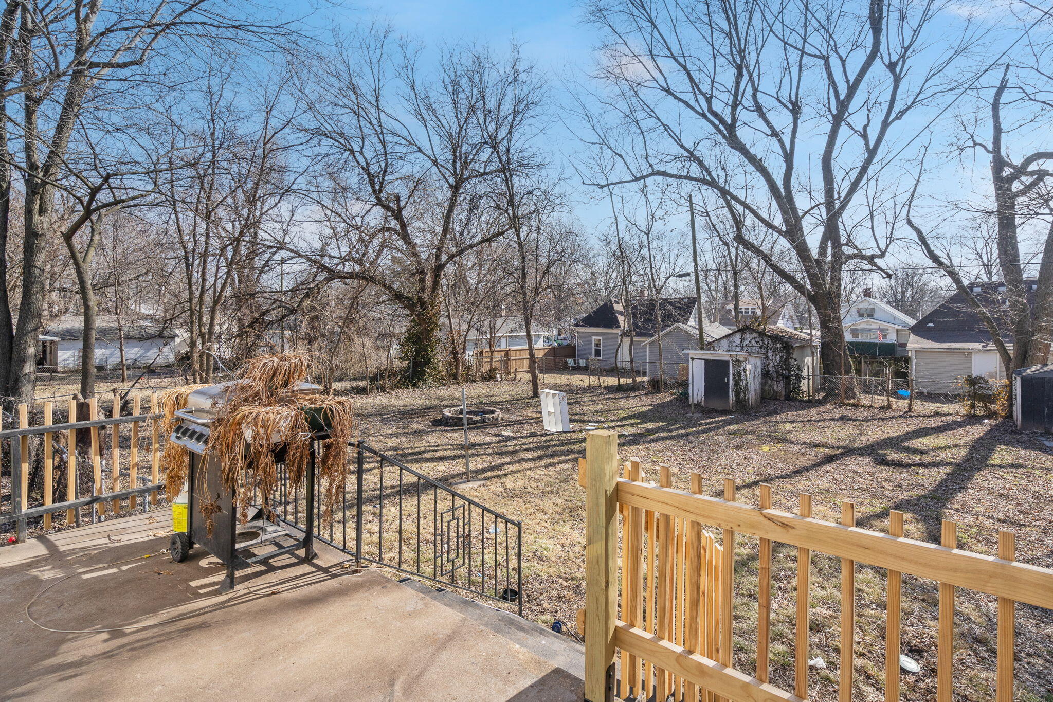 1120 West Hamilton Street Property Photo 4