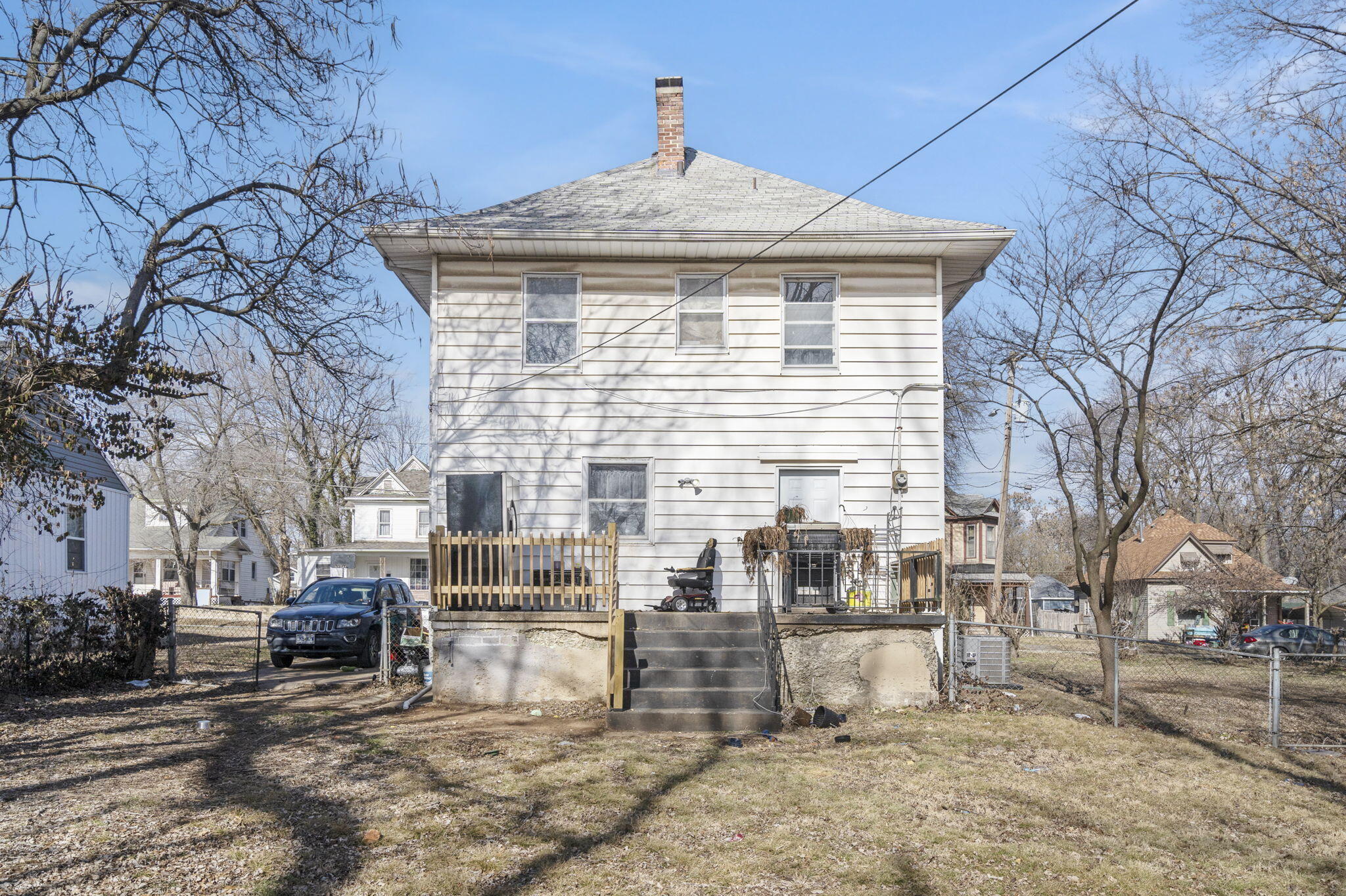 1120 West Hamilton Street Property Photo 7