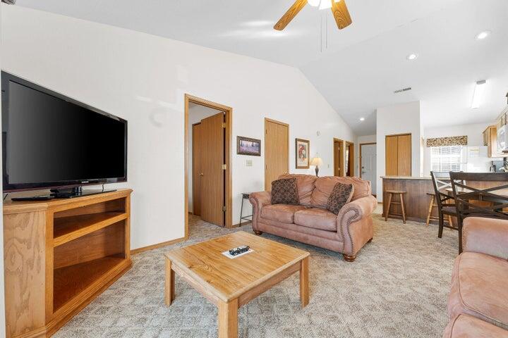 3 Woodpecker Lane Property Photo 7