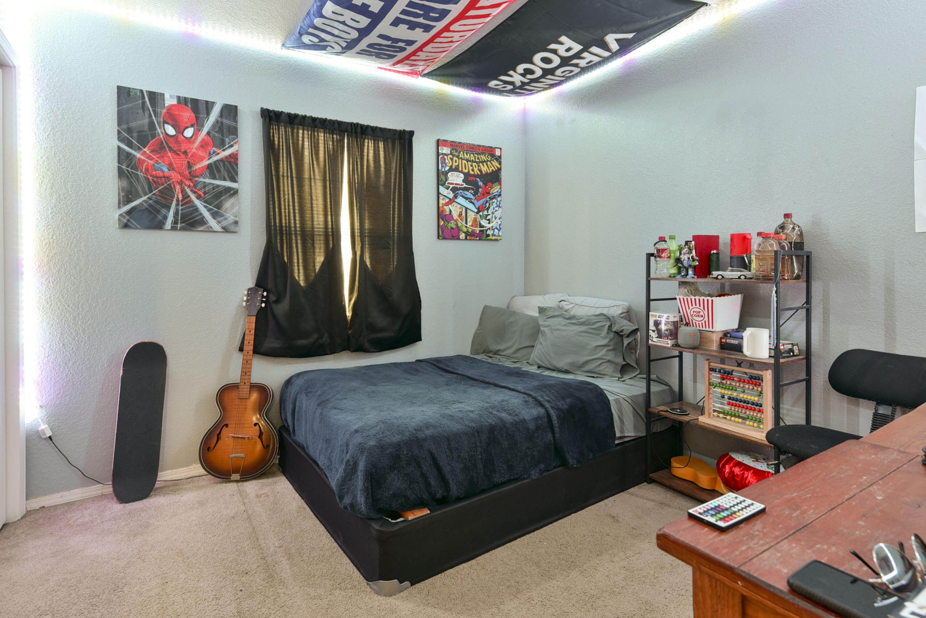215 Eric Drive Property Photo 10