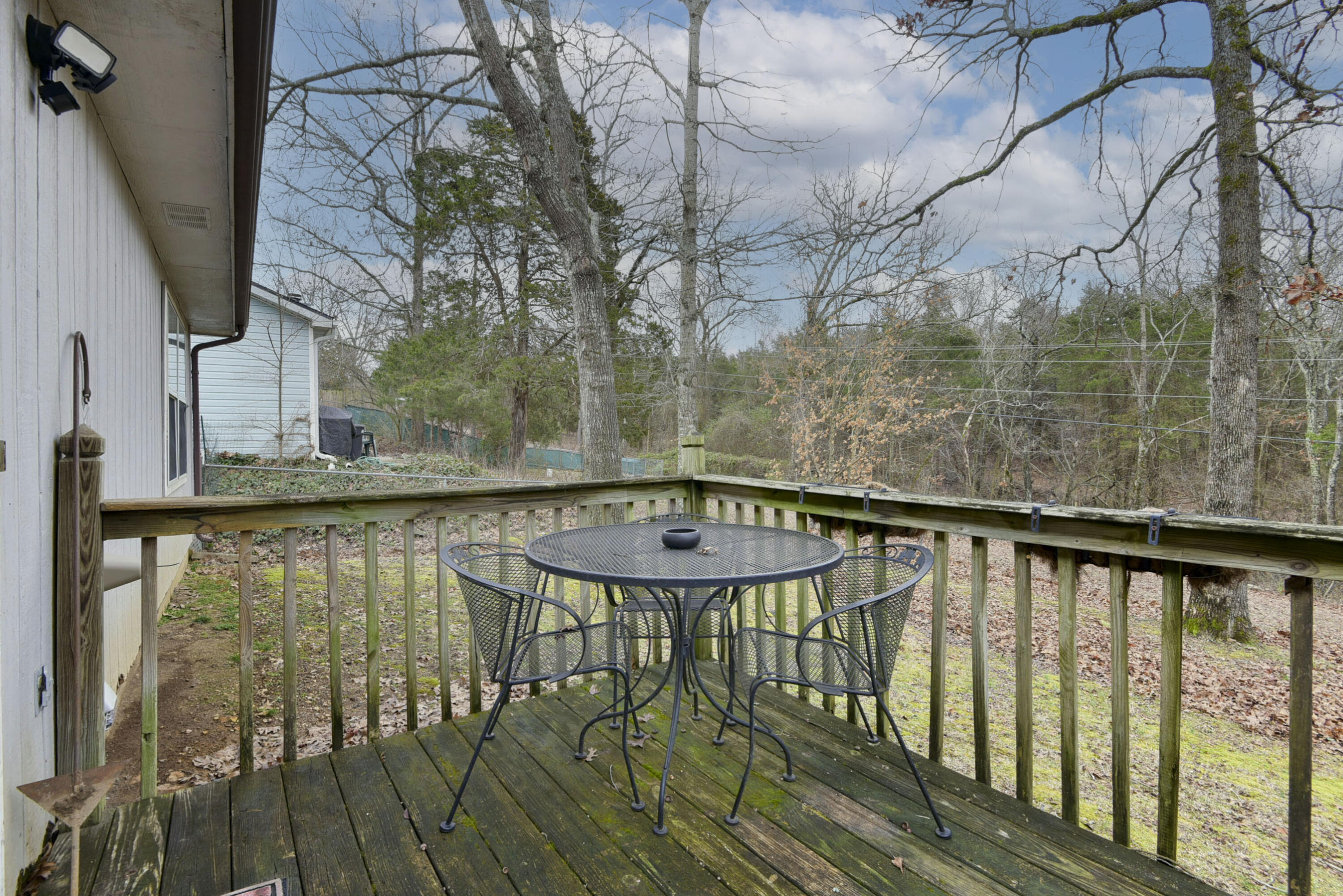 215 Eric Drive Property Photo 22