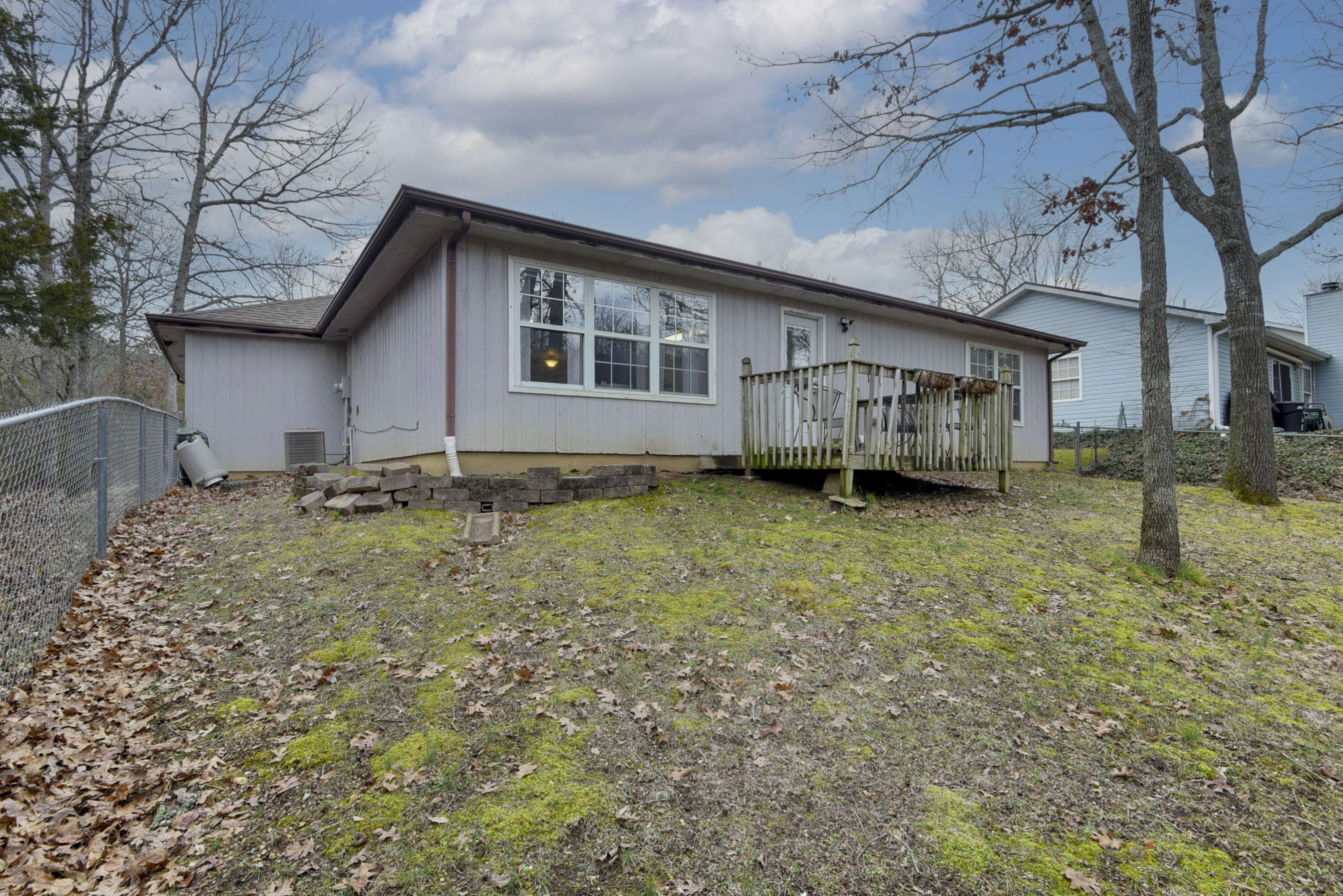 215 Eric Drive Property Photo 23