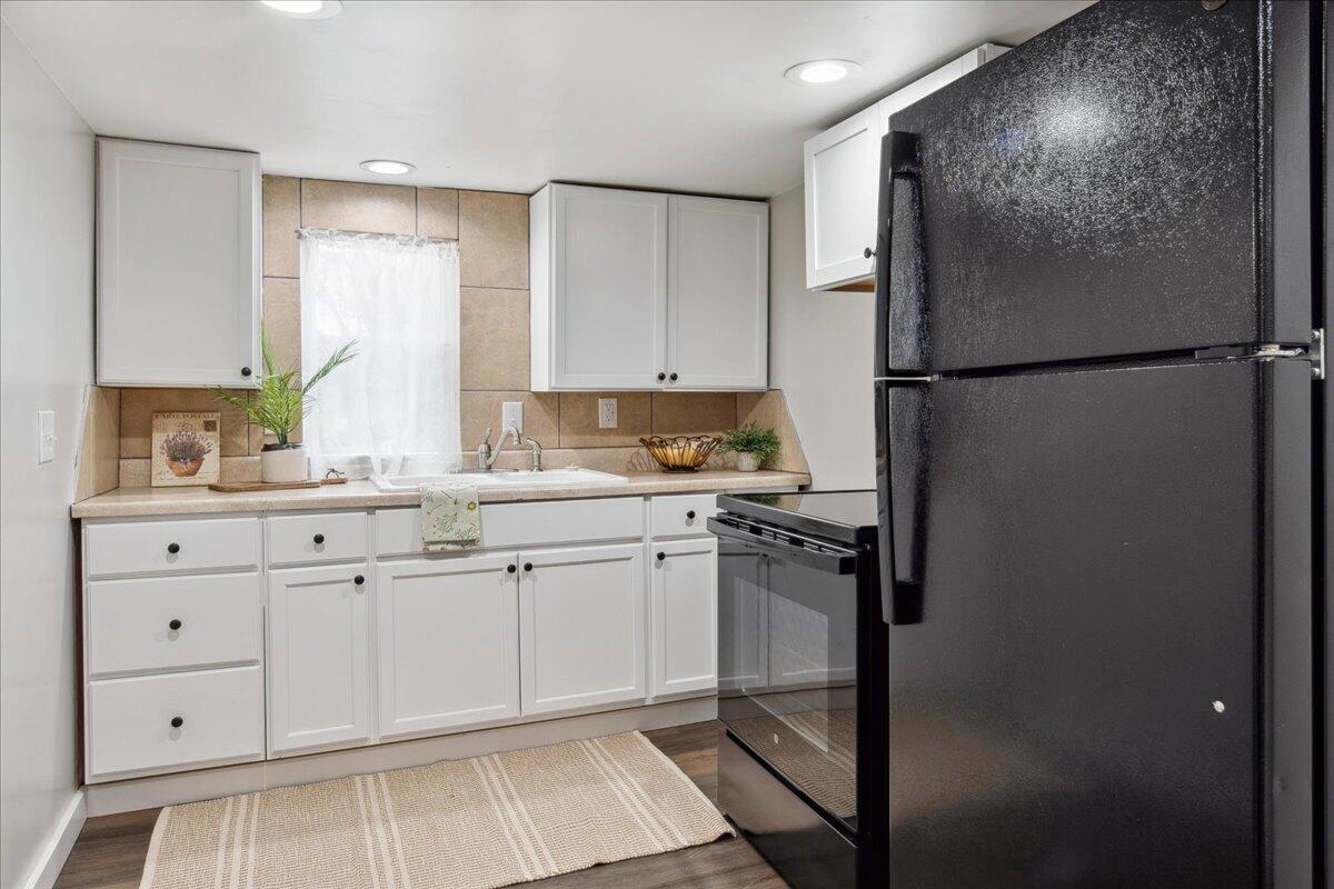 1216 North West Avenue Property Photo 6