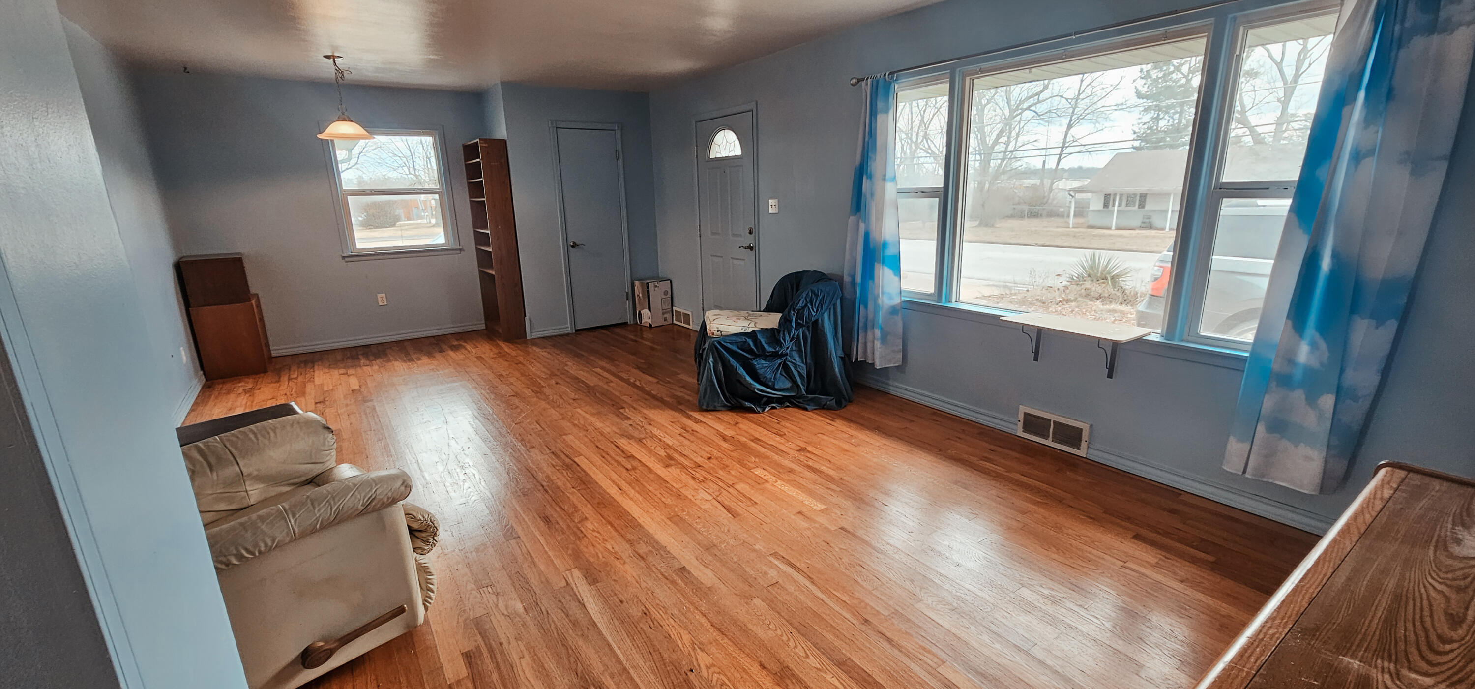 934 Missouri Avenue Property Photo 4