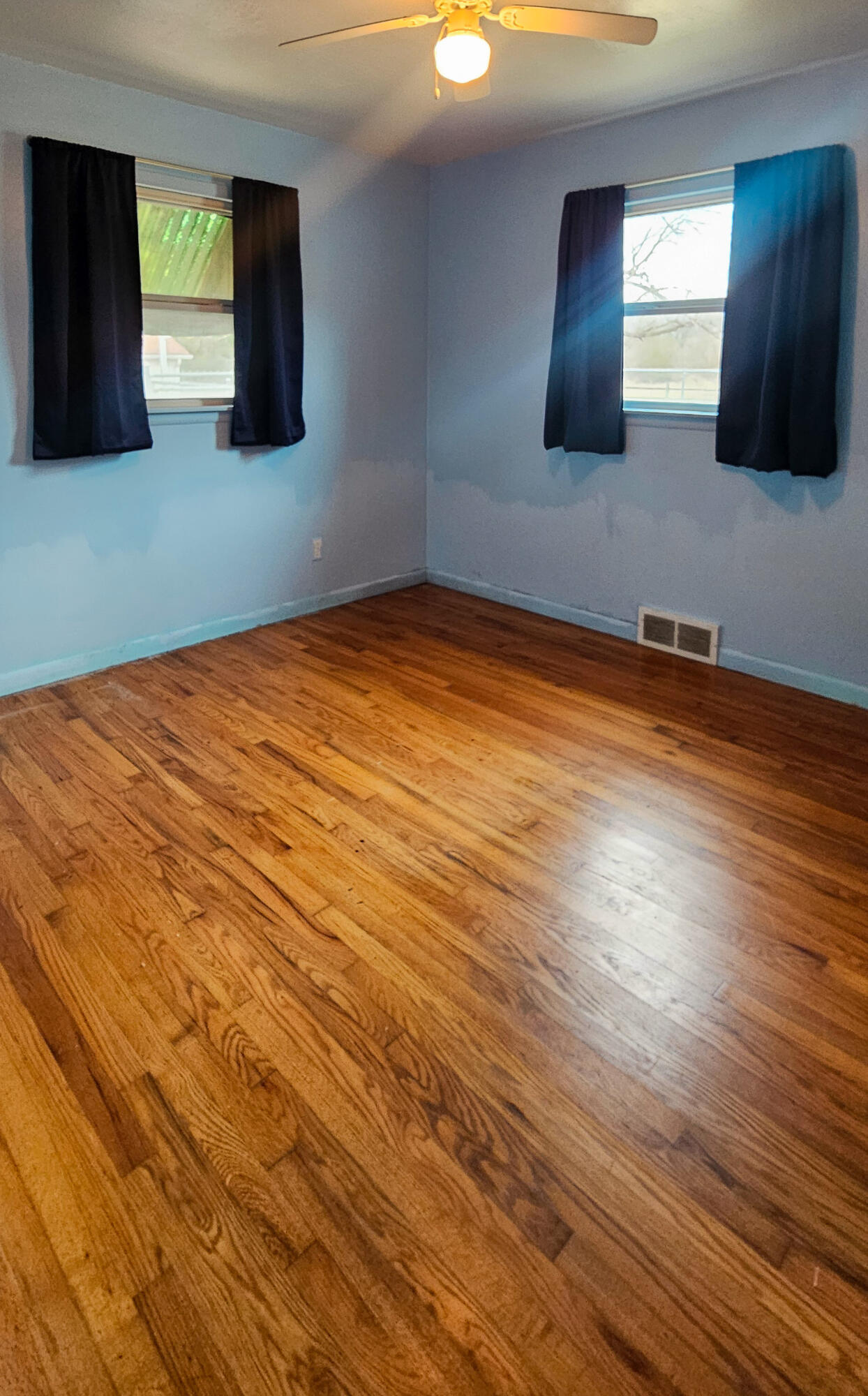934 Missouri Avenue Property Photo 9