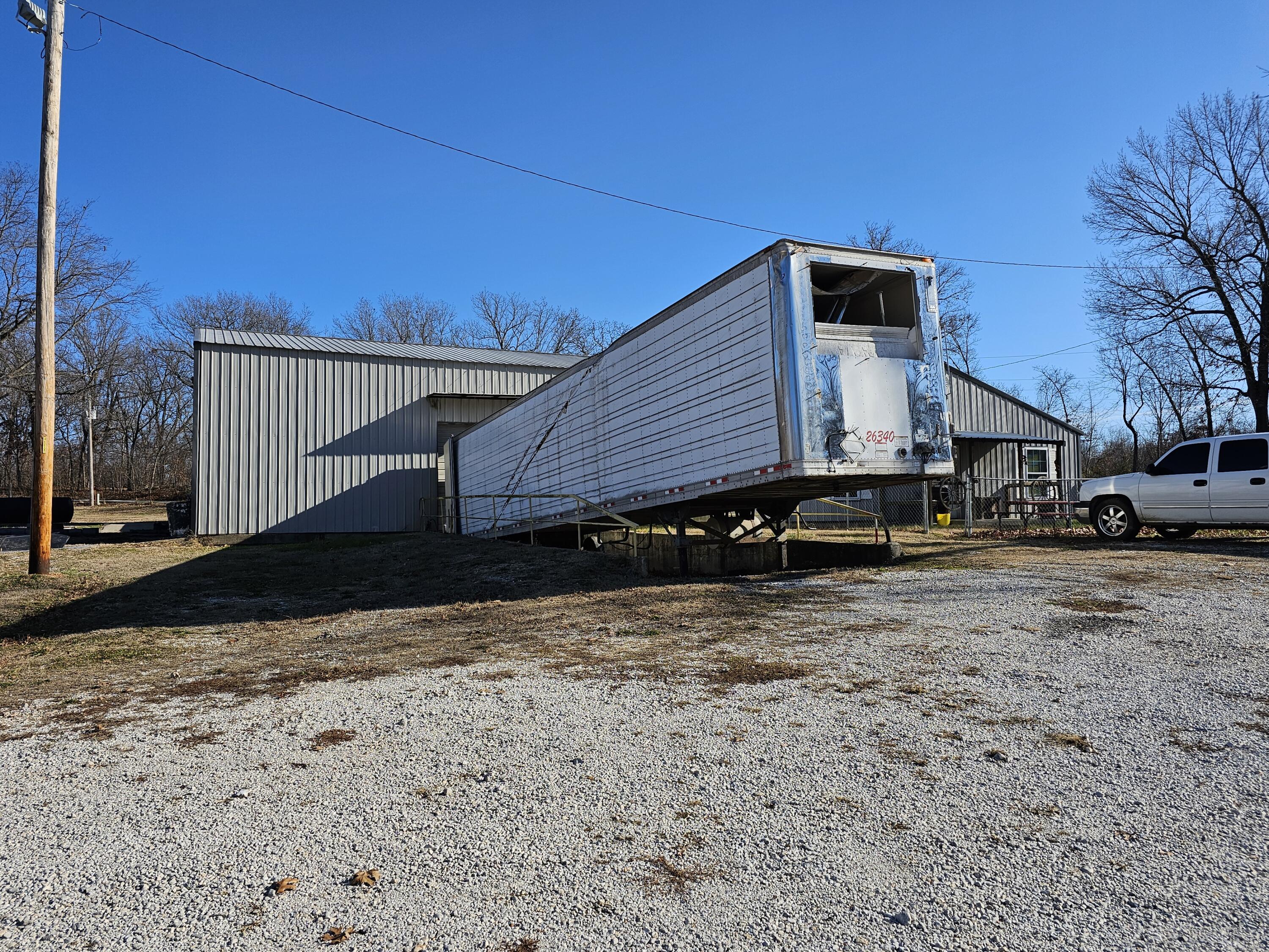 000 Iris Road Property Photo 13