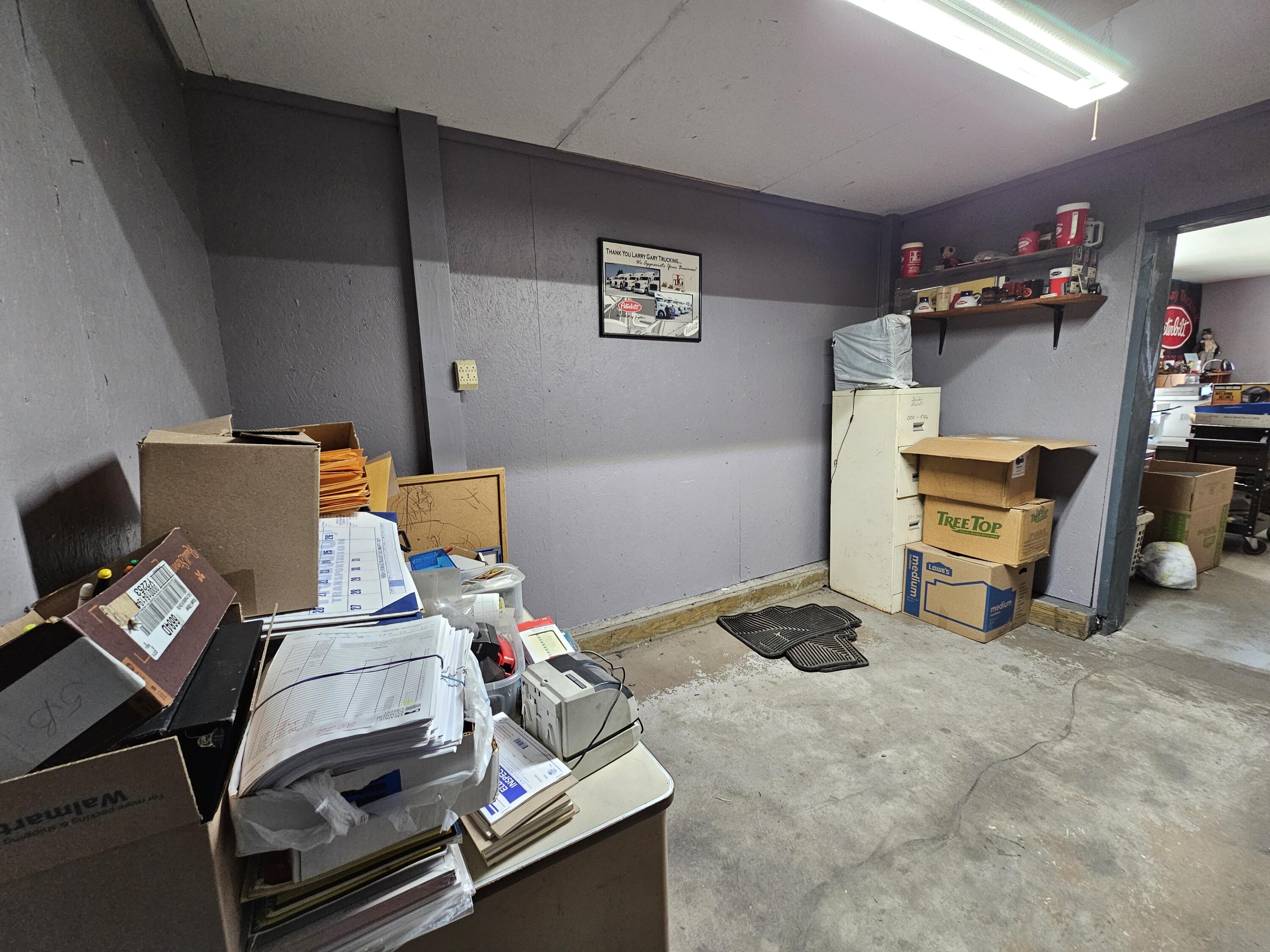 000 Iris Road Property Photo 19