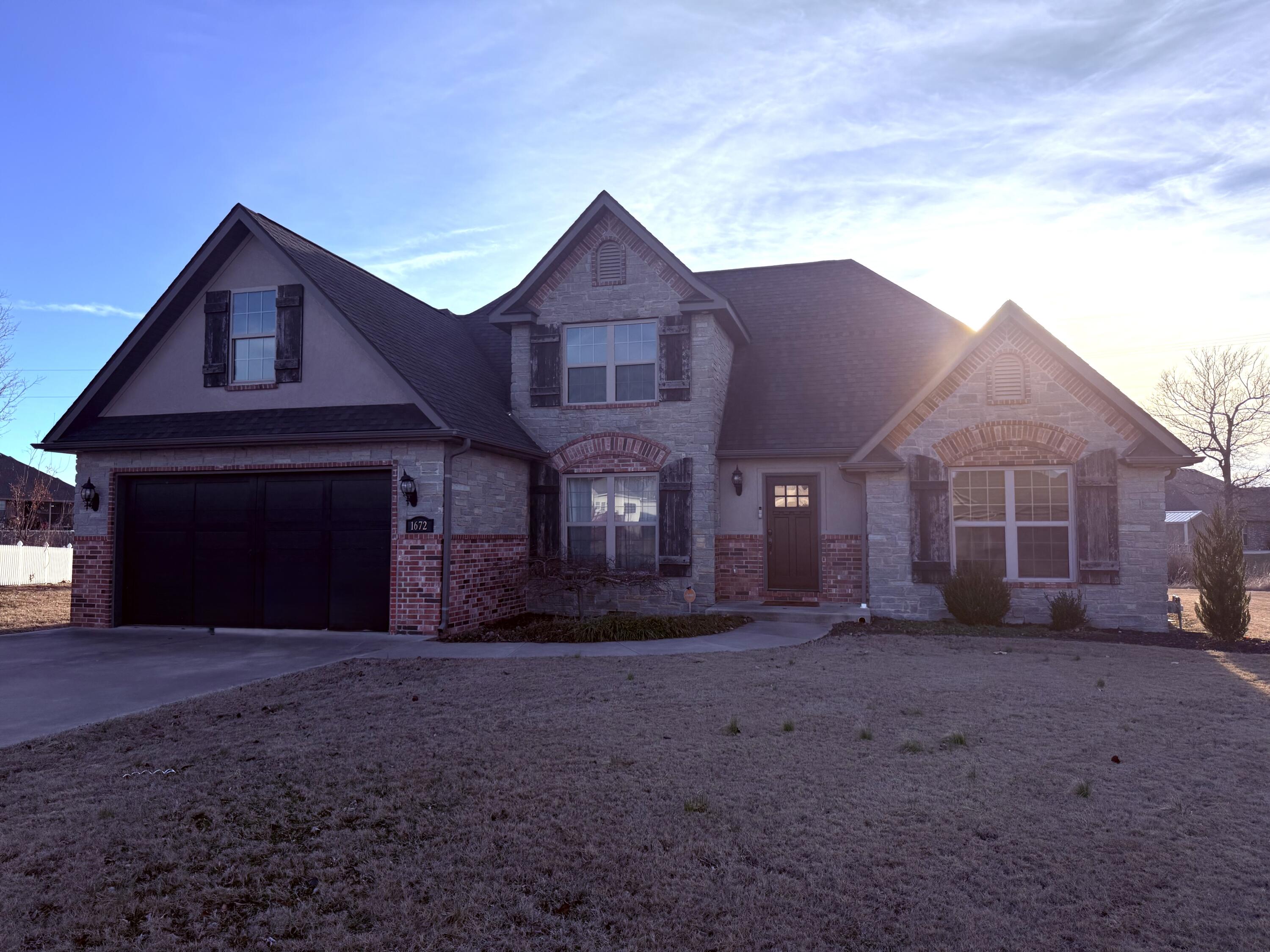 1672 Kohl Court Court Property Photo 4