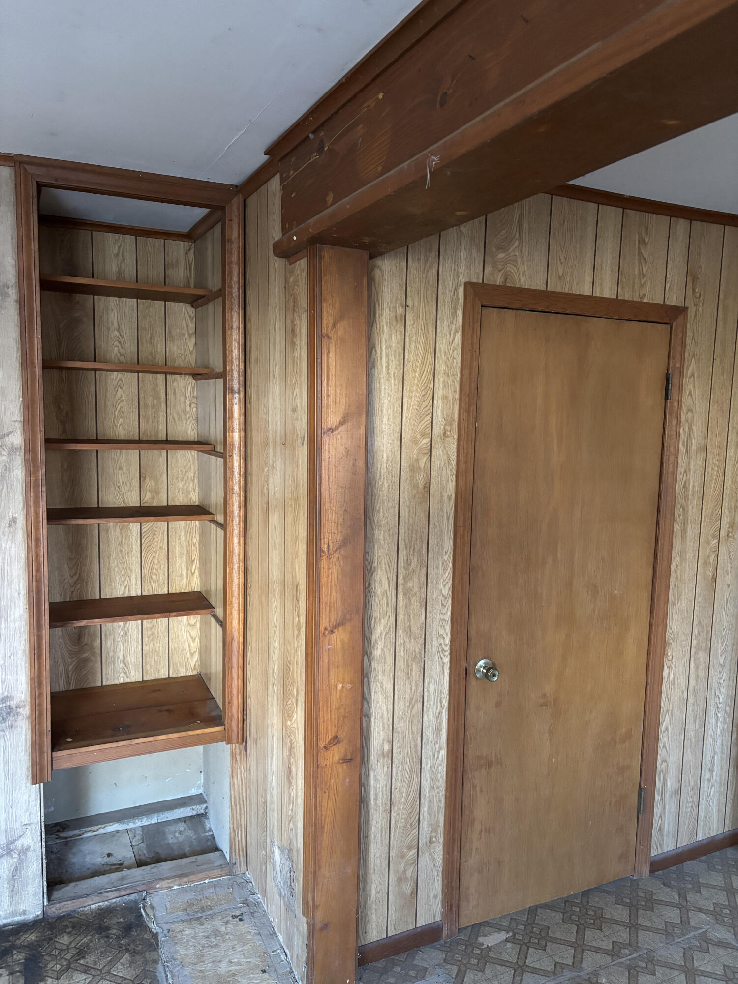 310 South High Street Property Photo 10