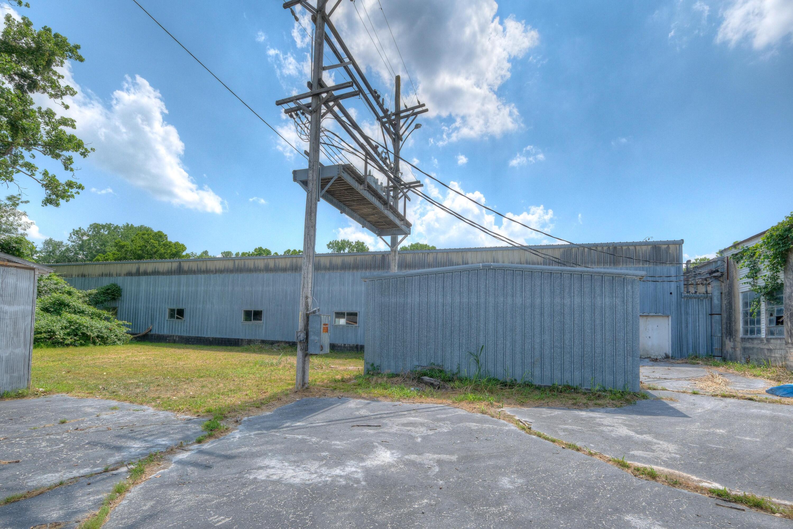 899 North Francis Street Property Photo 3
