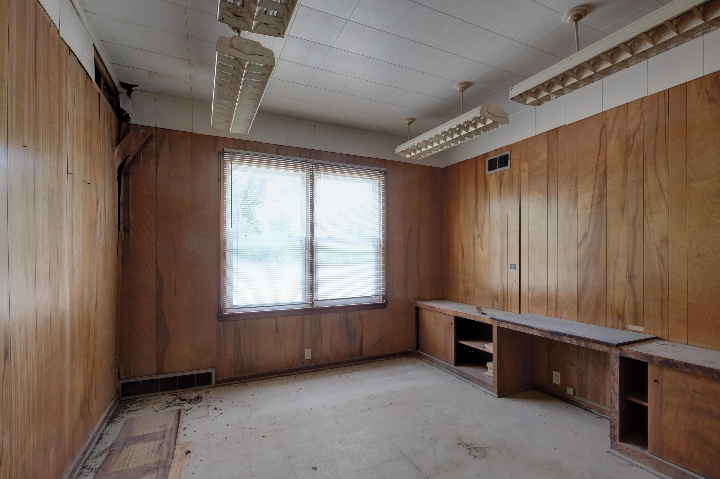 899 North Francis Street Property Photo 38