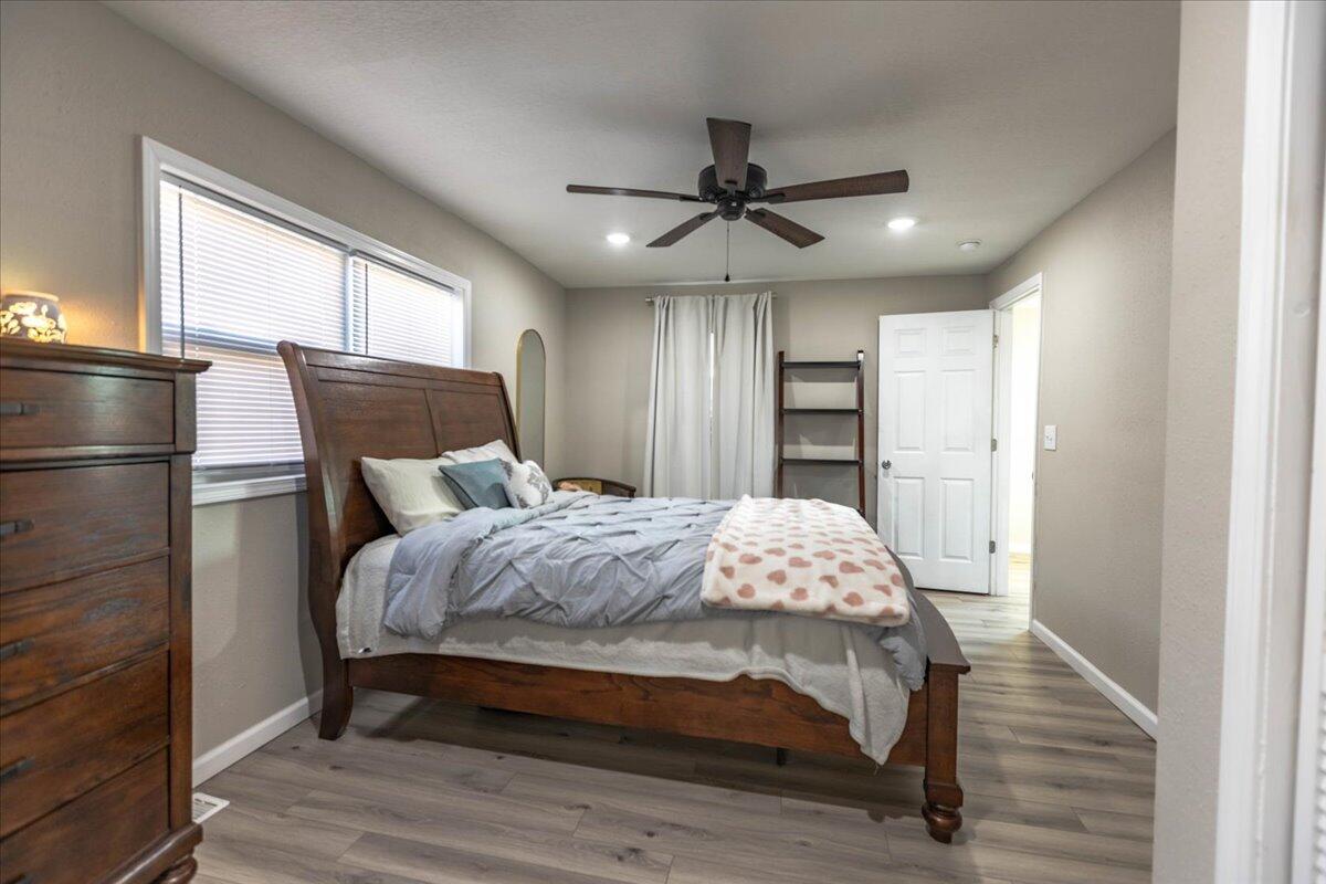 304 Center Street Property Photo 10