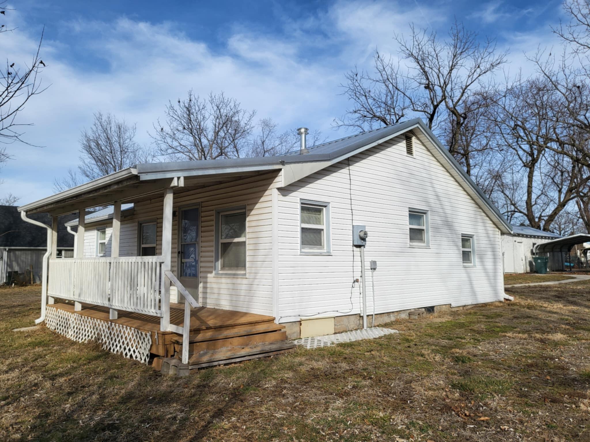 406 North Highway 39 Property Photo 1