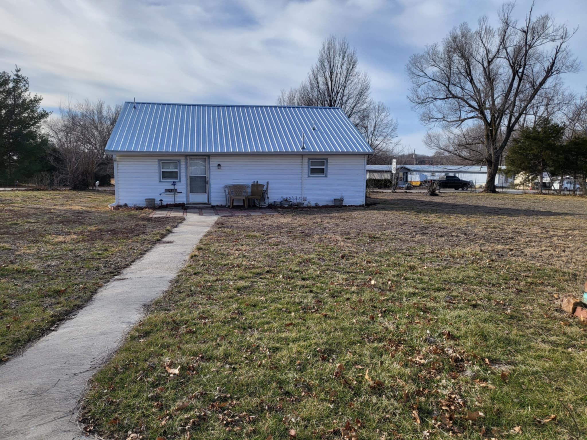 406 North Highway 39 Property Photo 17