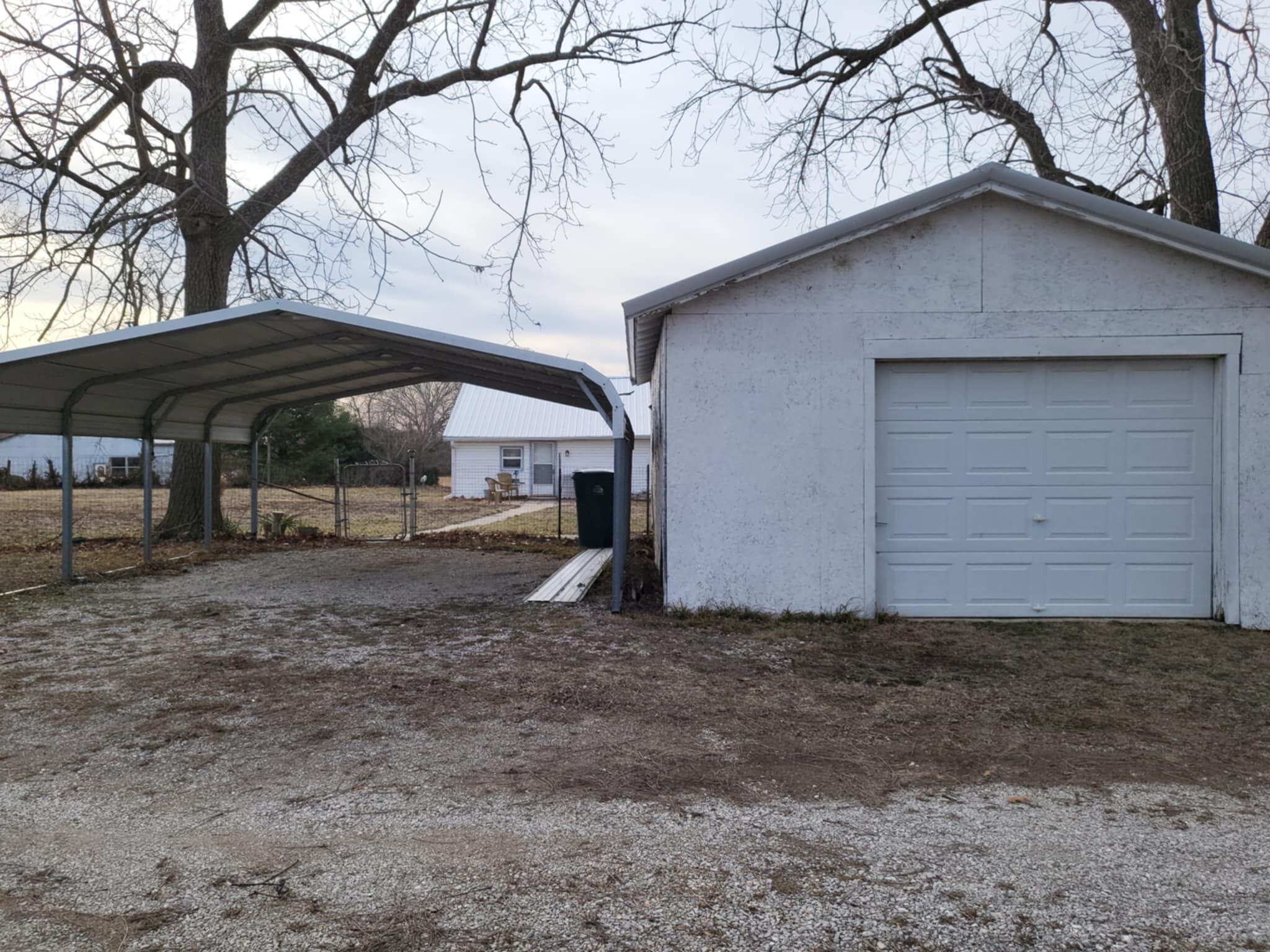 406 North Highway 39 Property Photo 20